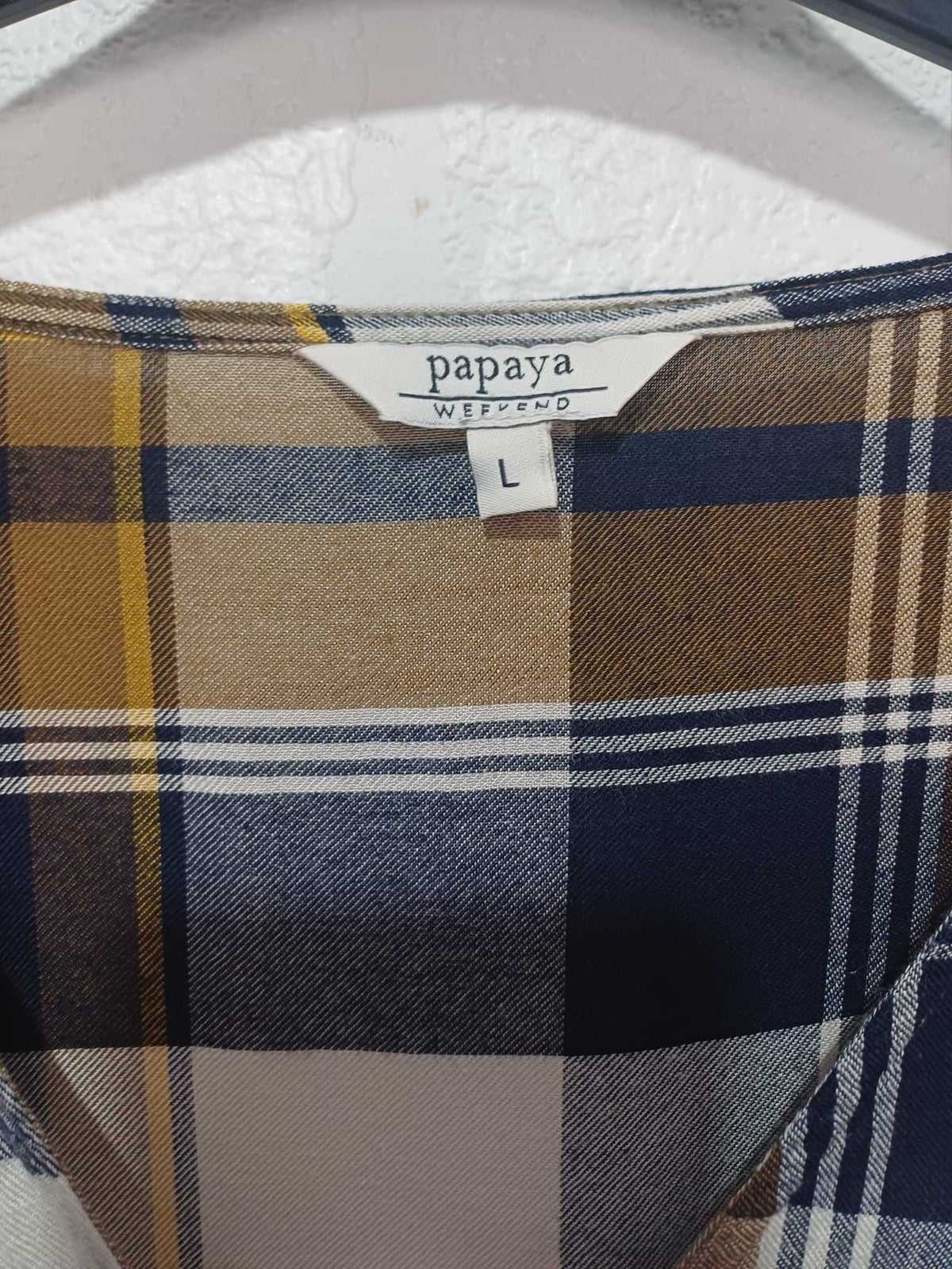 Women's Blouse Papaya Weekend Navy, Brown, Cream & Mustard Check Wrap Front Size L Very Good Condition