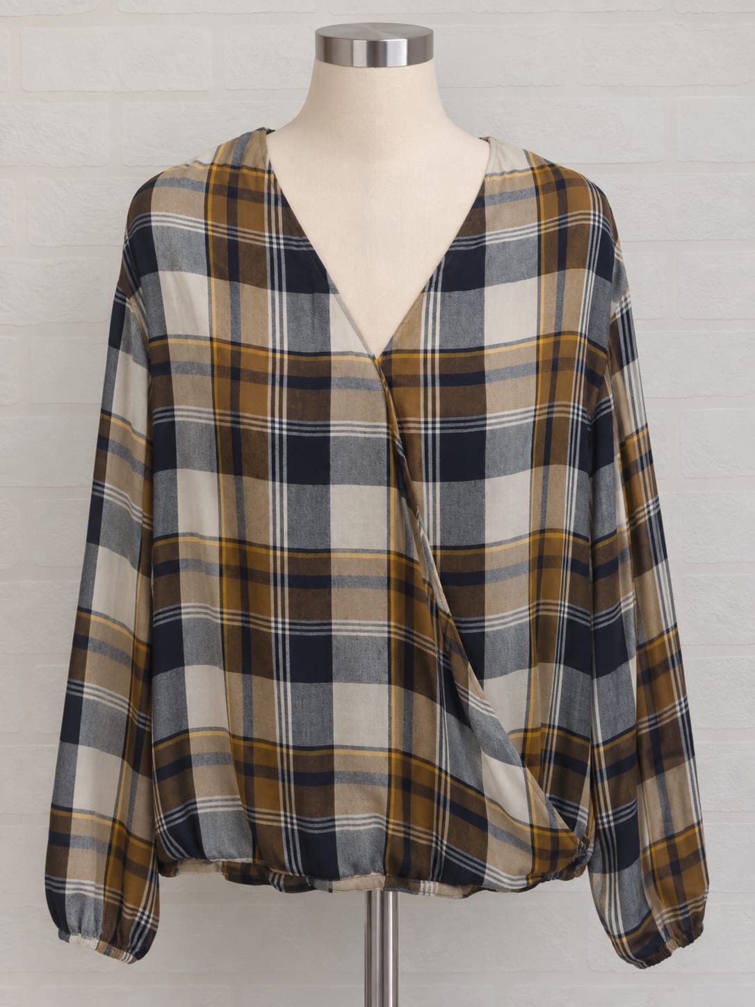 Women's Blouse Papaya Weekend Navy, Brown, Cream & Mustard Check Wrap Front Size L Very Good Condition