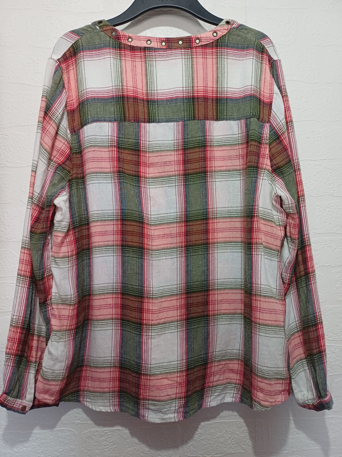 Women's Plus Size Blouse TU Pink, Green & White Check Long Sleeve Eyelet V-Neck Size UK 18 Very Good Condition