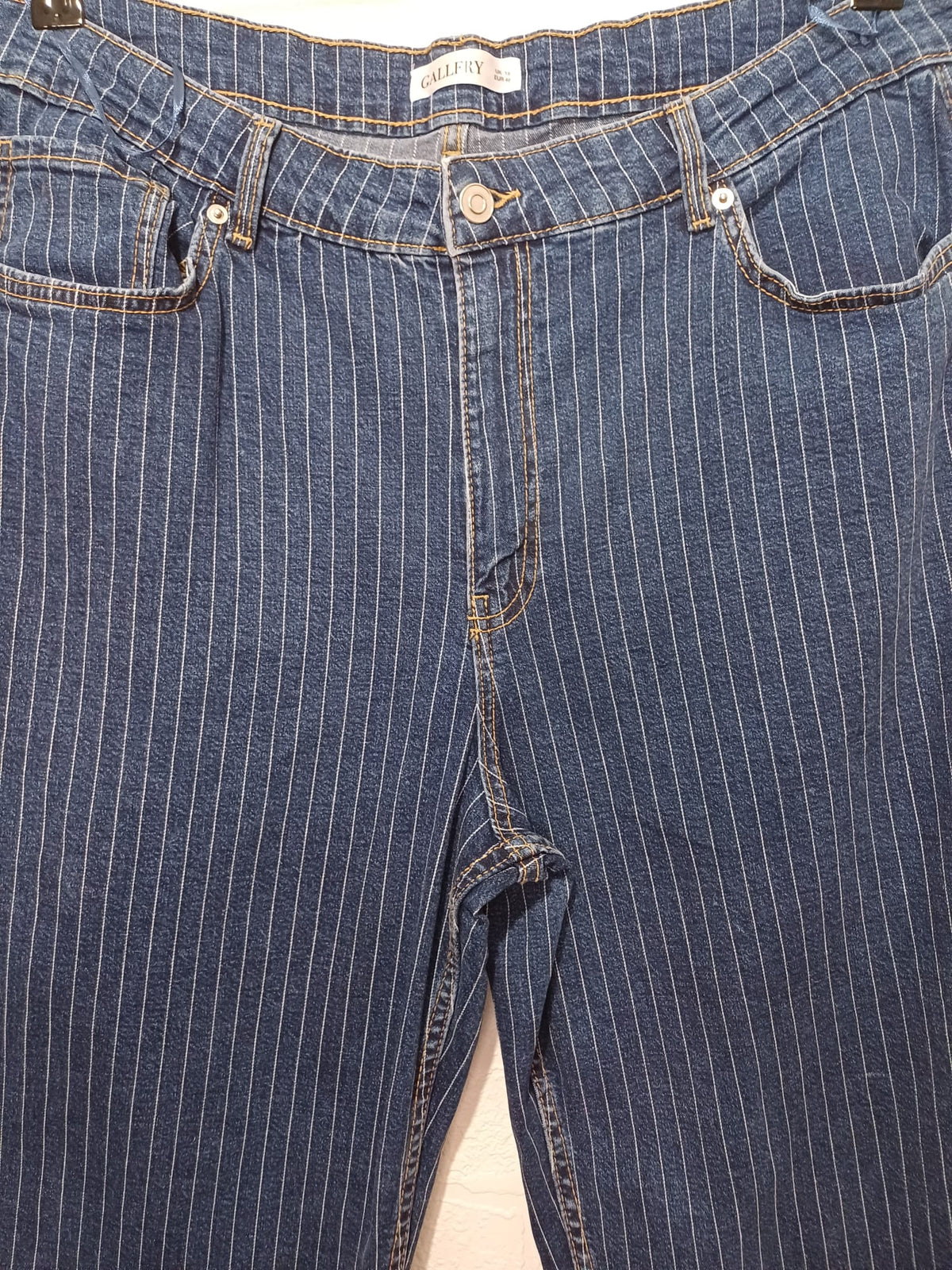 Women's Plus Size Jeans Gallery Blue Fine White Pinstripe Straight Leg Size UK 18 Very Good Condition