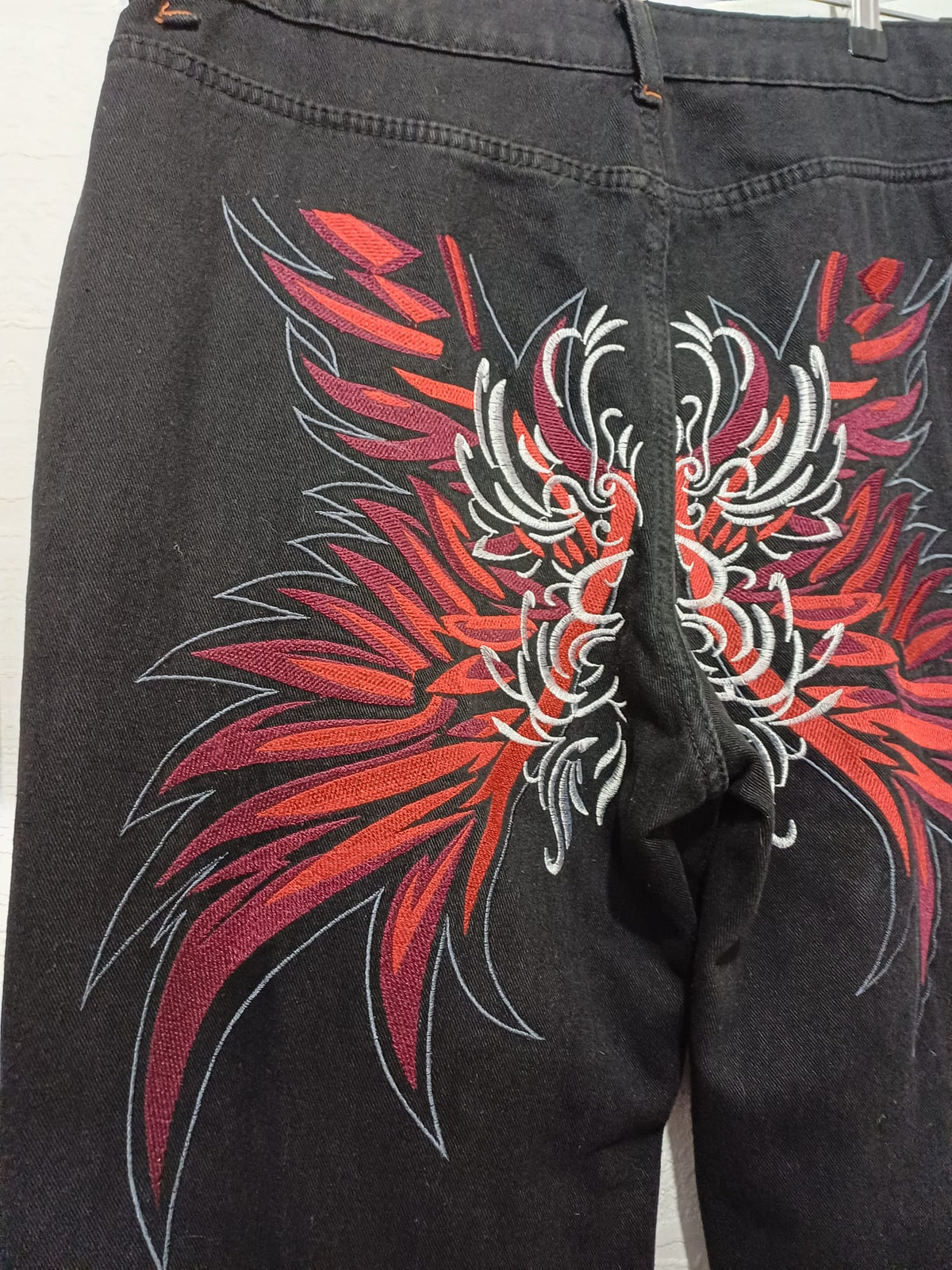 Men's Jeans SHEIN Black Embroidered Dragon Graphic Wide Leg Size L Very Good Condition