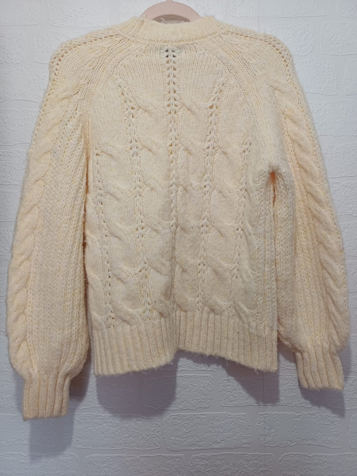 Women's Jumper Papaya Cream Cable Knit Textured Open-Knit Balloon Sleeve Size XS Very Good Pre-Owned Condition