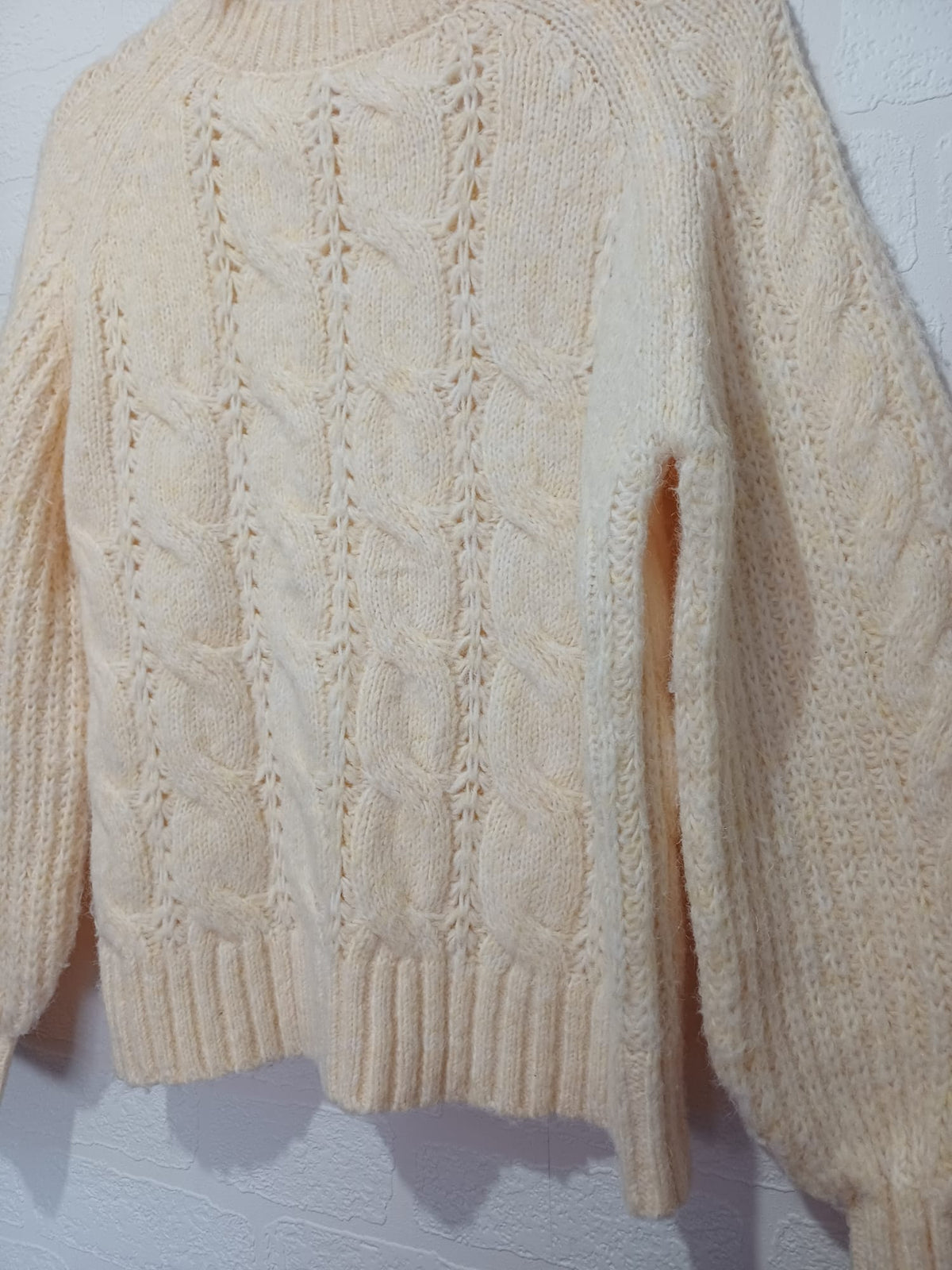 Women's Jumper Papaya Cream Cable Knit Textured Open-Knit Balloon Sleeve Size XS Very Good Pre-Owned Condition