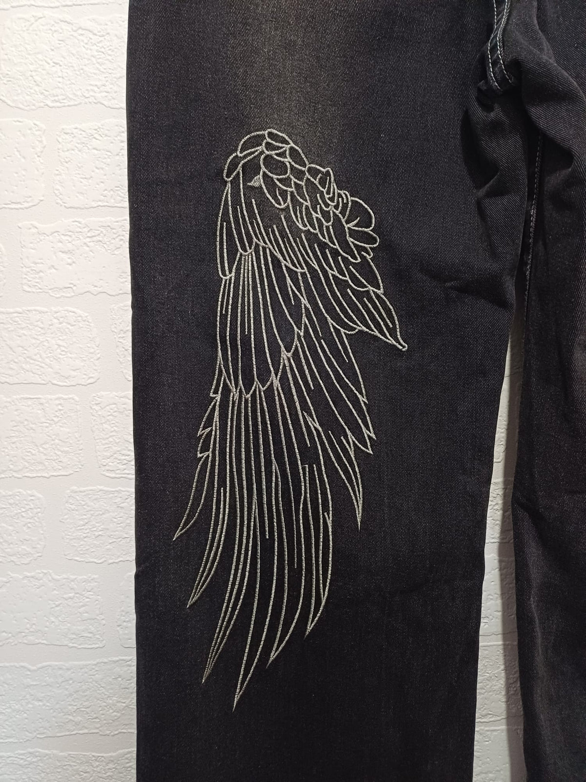 Women's Jeans ROMWE Black Embroidered Angel Wings Button-and-Zip Fastening Size L Very Good Condition