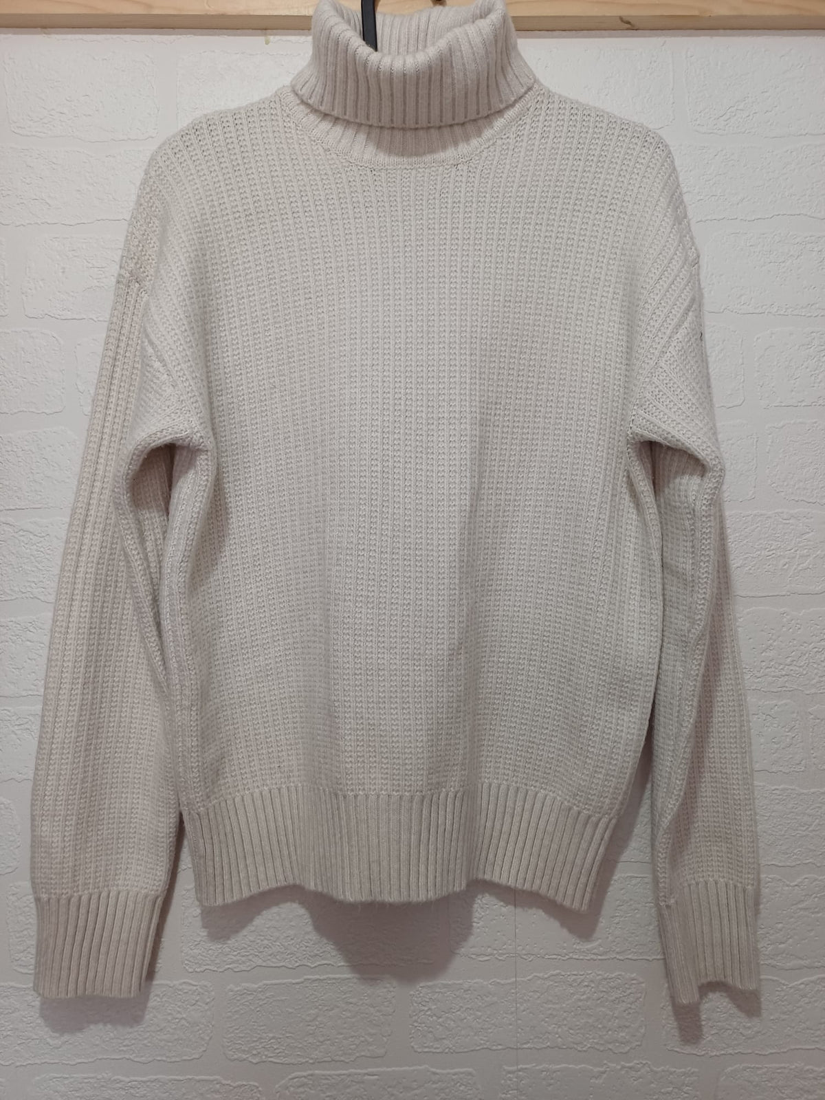 Women's Jumper M&S Collection / Very Cream Ribbed Roll-Neck Cloud-Yarn Size S Very Good Condition