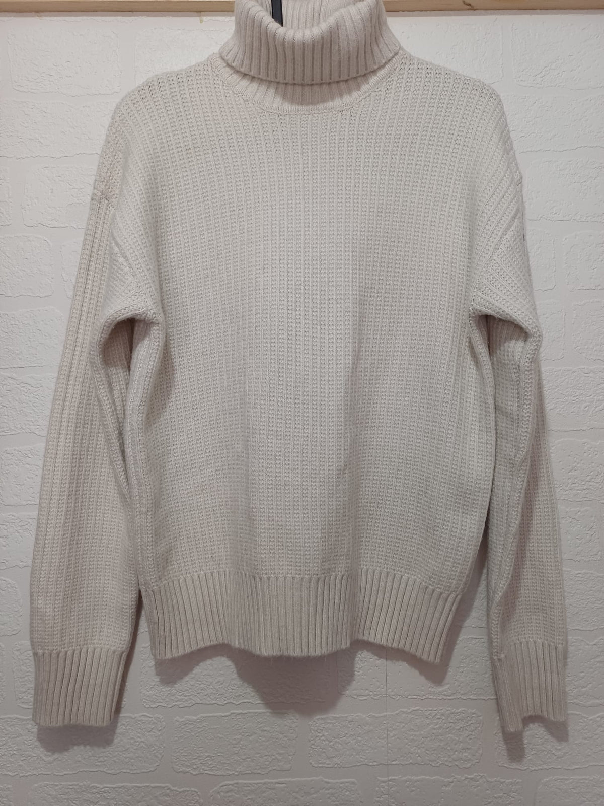 Women's Jumper M&S Collection / Very Cream Ribbed Roll-Neck Cloud-Yarn Size S Very Good Condition