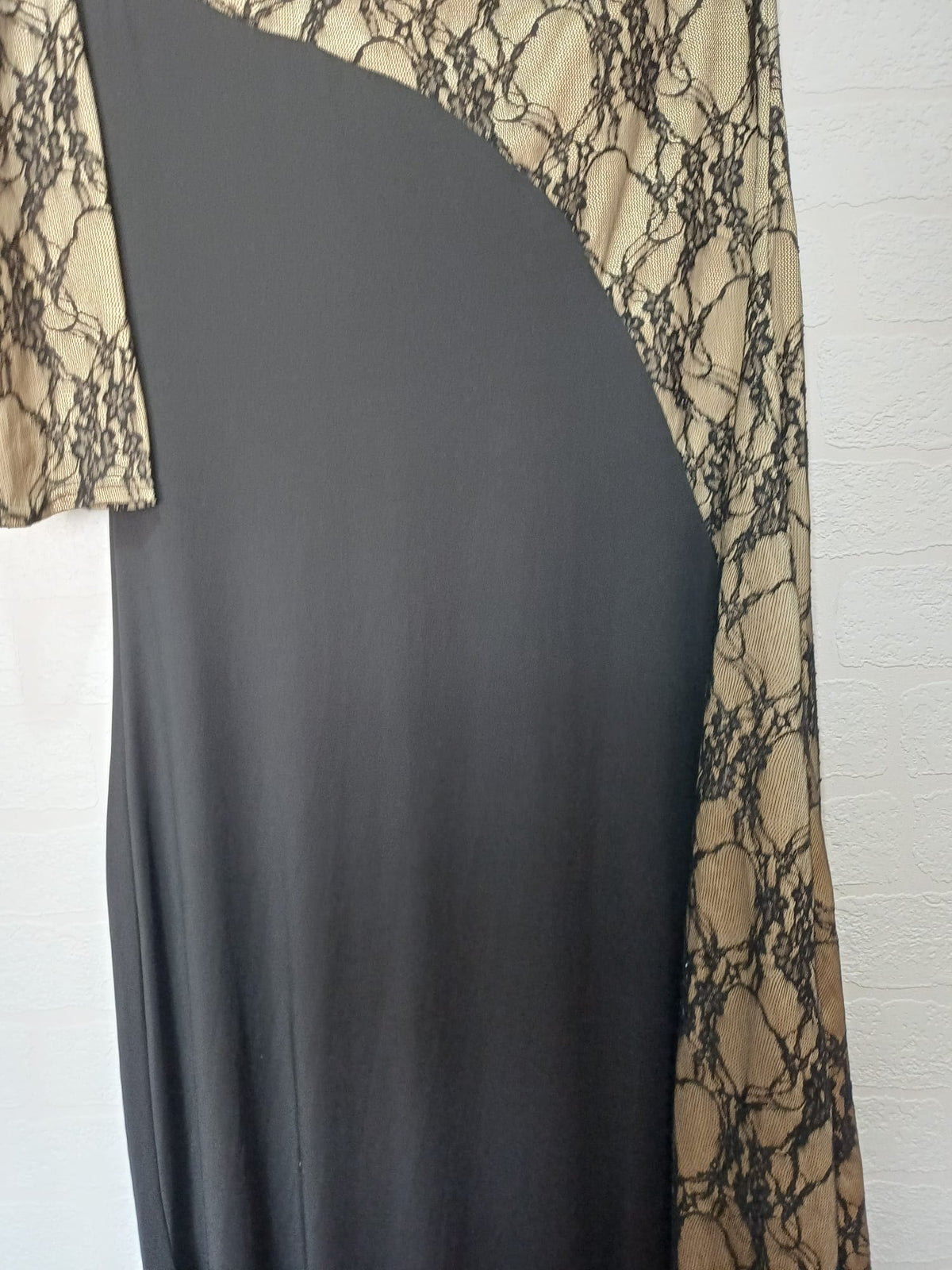 Women's Plus Size Maxi Dress BBX Lephsnt Black Nude Floral Lace One-Shoulder 3XL Very Good