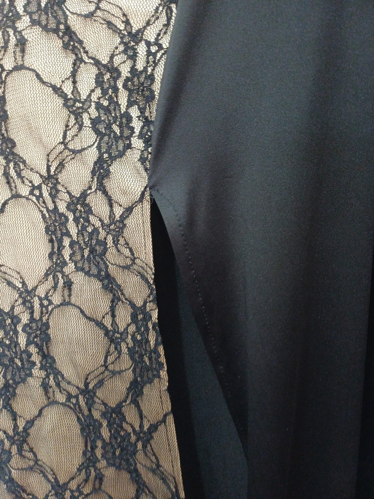 Women's Plus Size Maxi Dress BBX Lephsnt Black Nude Floral Lace One-Shoulder 3XL Very Good