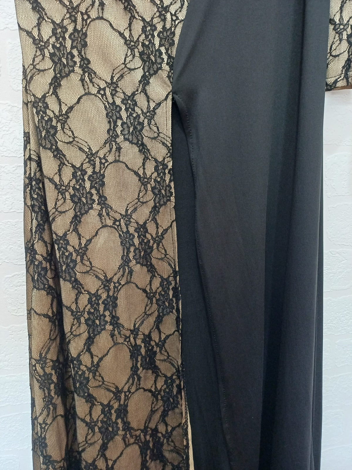 Women's Plus Size Maxi Dress BBX Lephsnt Black Nude Floral Lace One-Shoulder 3XL Very Good