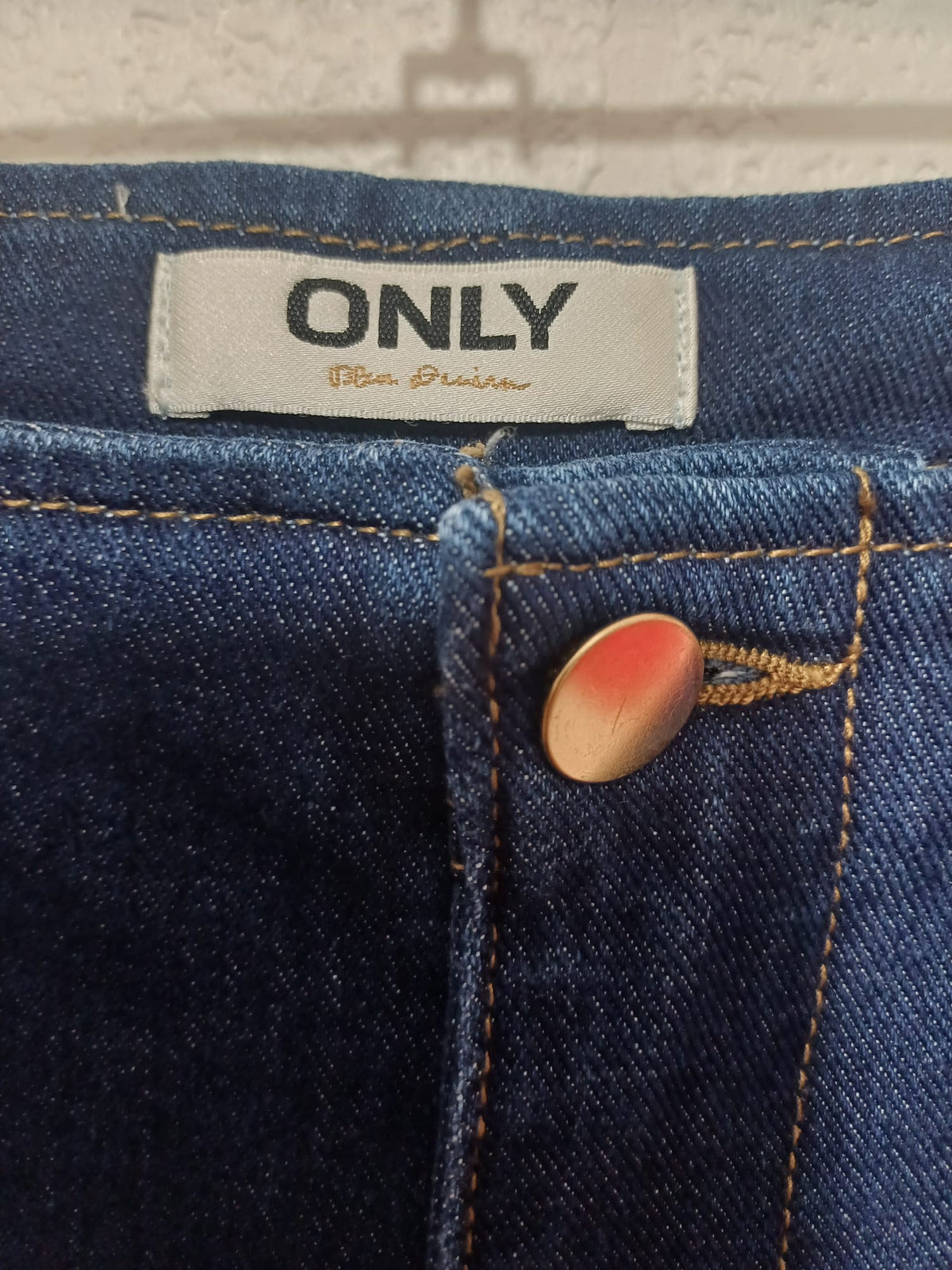 Women's Jeans ONLY Dark Wash High-Waisted Wide Leg Patch Pockets Approx. W32 L28 Very Good Pre-Owned Condition