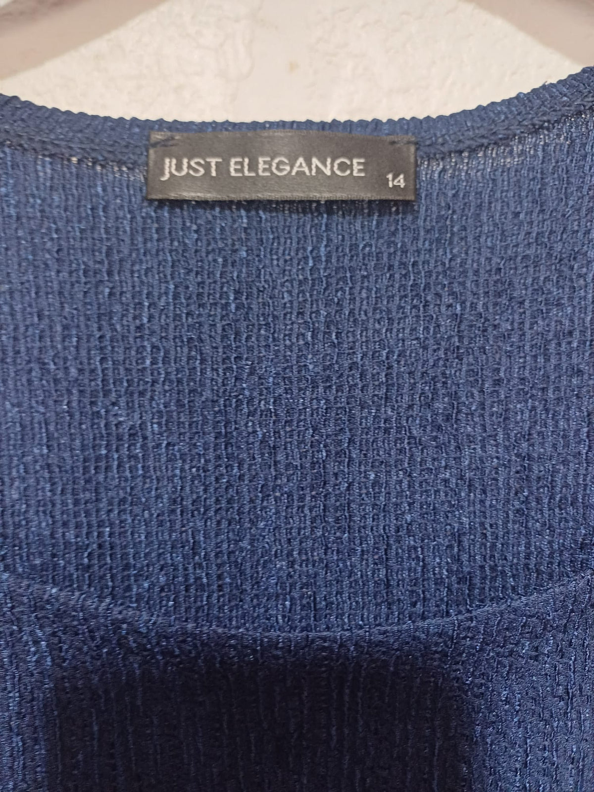 Women's Top Just Elegance Navy Blue Textured Square Neck UK 14 Very Good Pre-Owned Condition