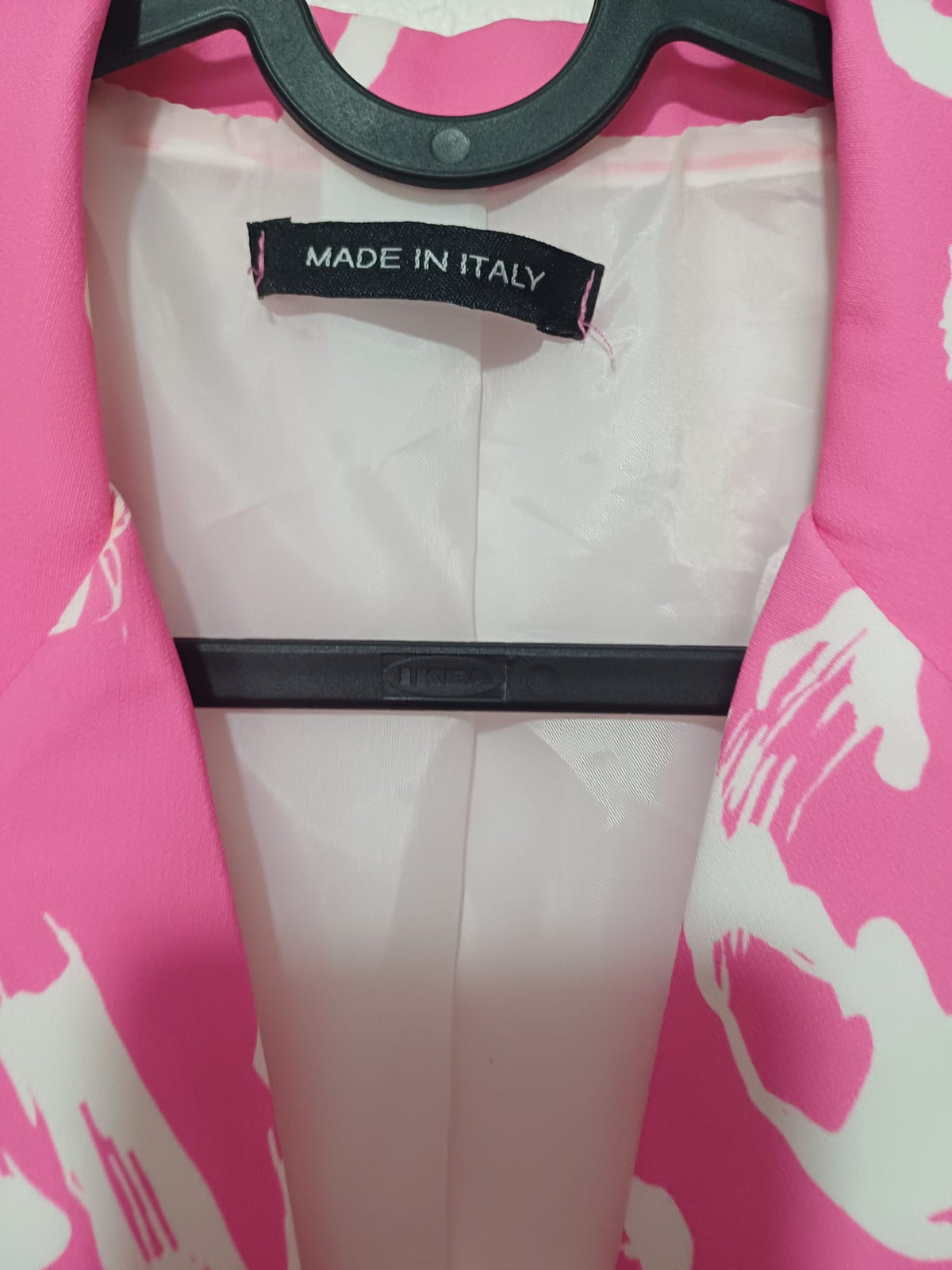 Women's Blazer Made in Italy Hot Pink Graffiti Print Longline Fits UK 10/12 Very Good Pre-Owned Condition