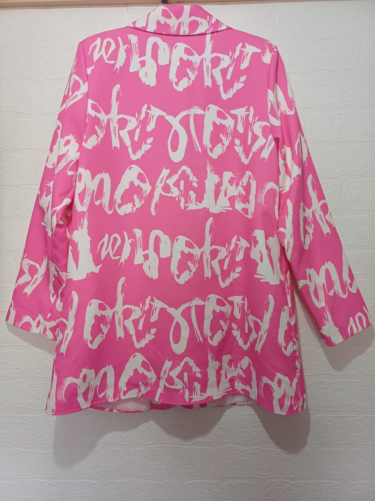 Women's Blazer Made in Italy Hot Pink Graffiti Print Longline Fits UK 10/12 Very Good Pre-Owned Condition
