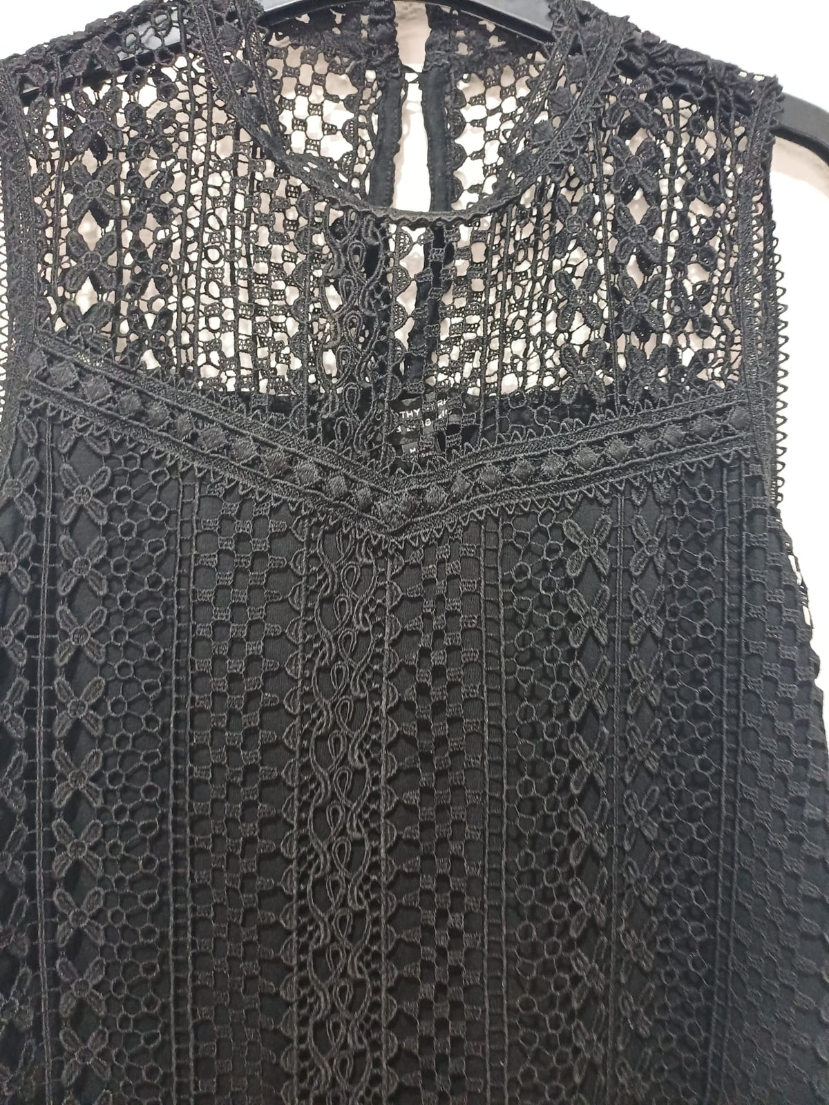 Women's Blouse Dorothy Perkins Black Crochet Lace High Neck Sleeveless UK 10 Very Good Condition