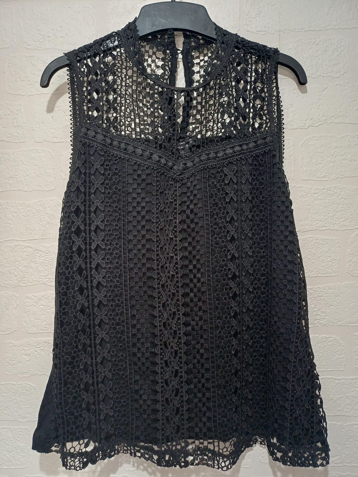 Women's Blouse Dorothy Perkins Black Crochet Lace High Neck Sleeveless UK 10 Very Good Condition