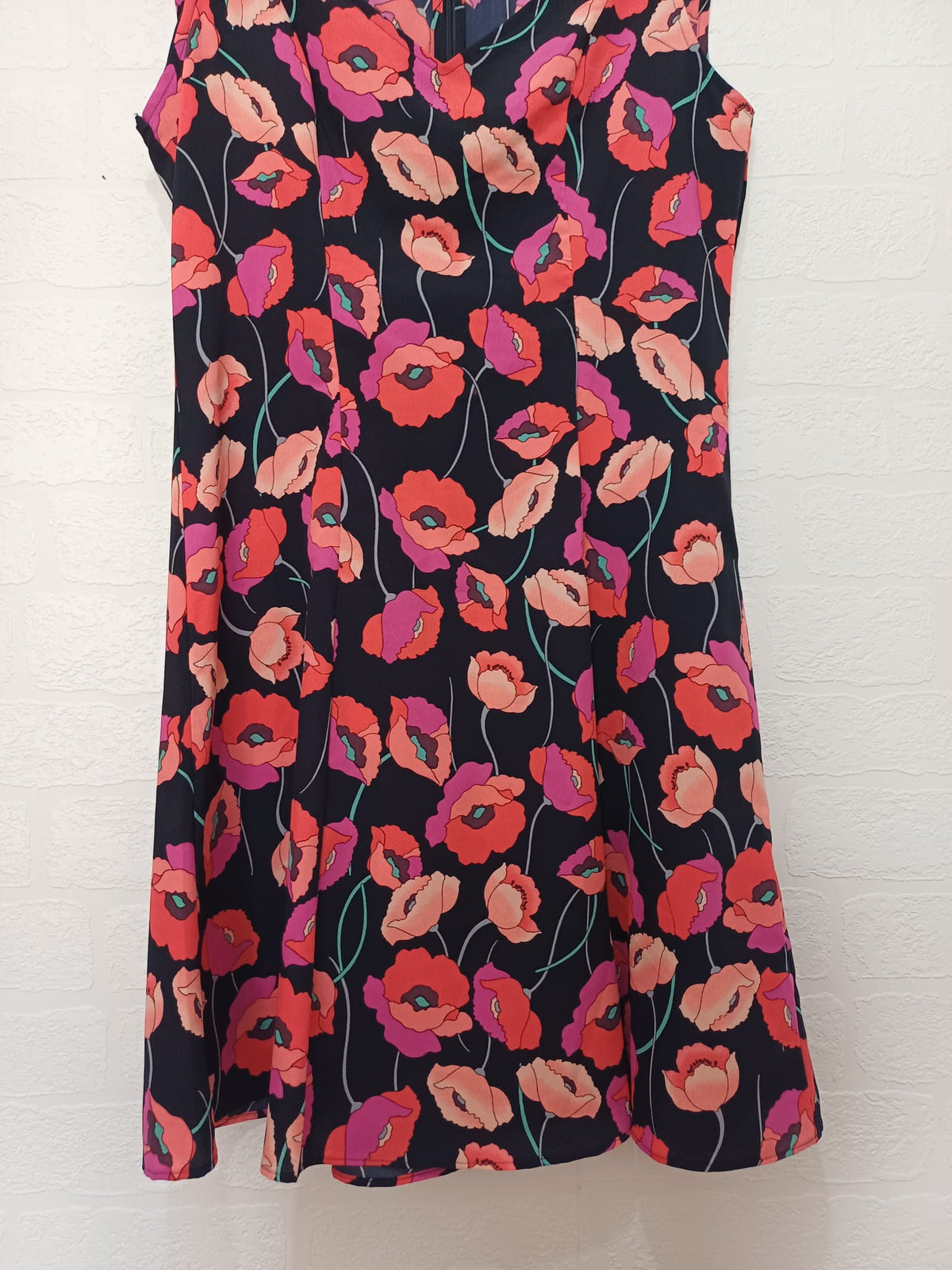 Women's Dress F&F Black Pink Poppy Floral V-Neck Cap Sleeve Skater Size 10 Very Good Condition