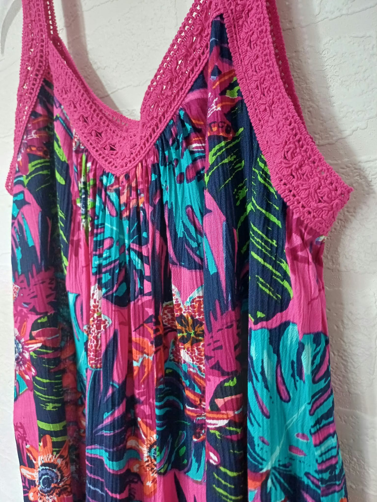 Women's Cami Vest Top George Pink Tropical Floral Print Crochet Trim Size 12 Very Good Condition
