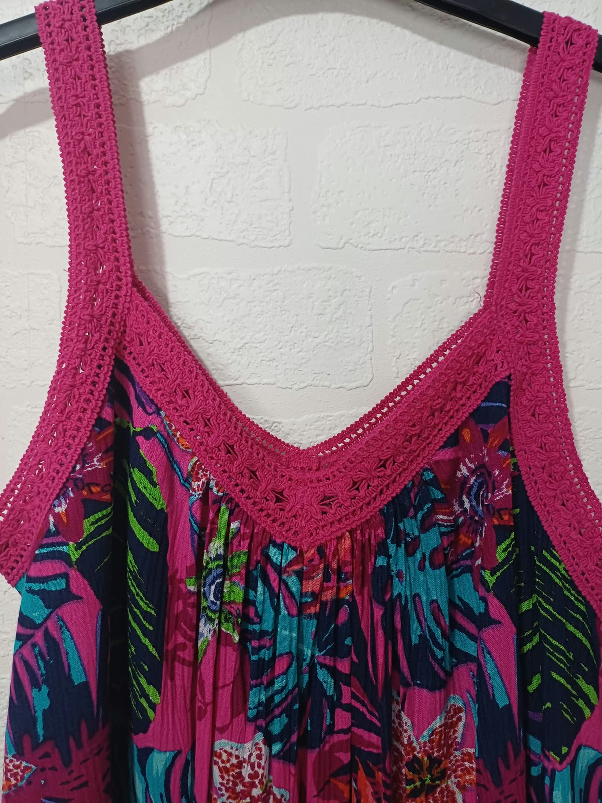Women's Cami Vest Top George Pink Tropical Floral Print Crochet Trim Size 12 Very Good Condition