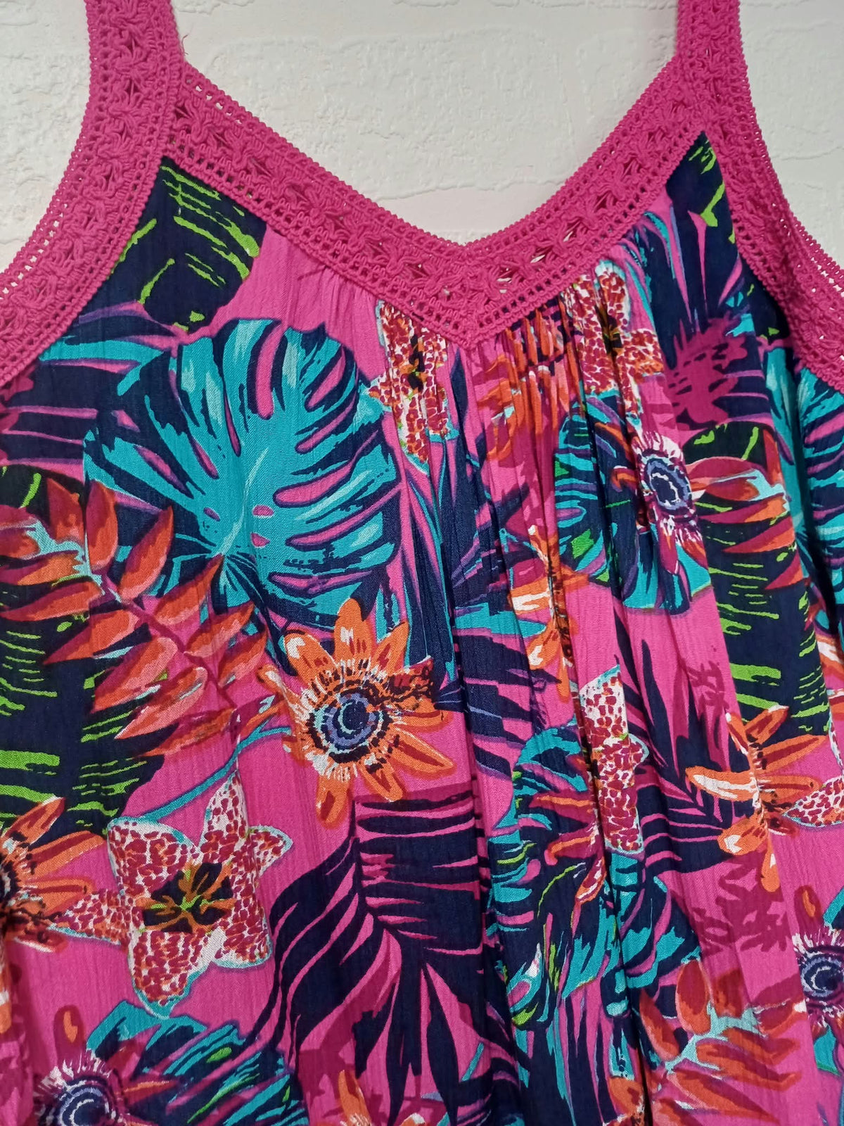 Women's Cami Vest Top George Pink Tropical Floral Print Crochet Trim Size 12 Very Good Condition