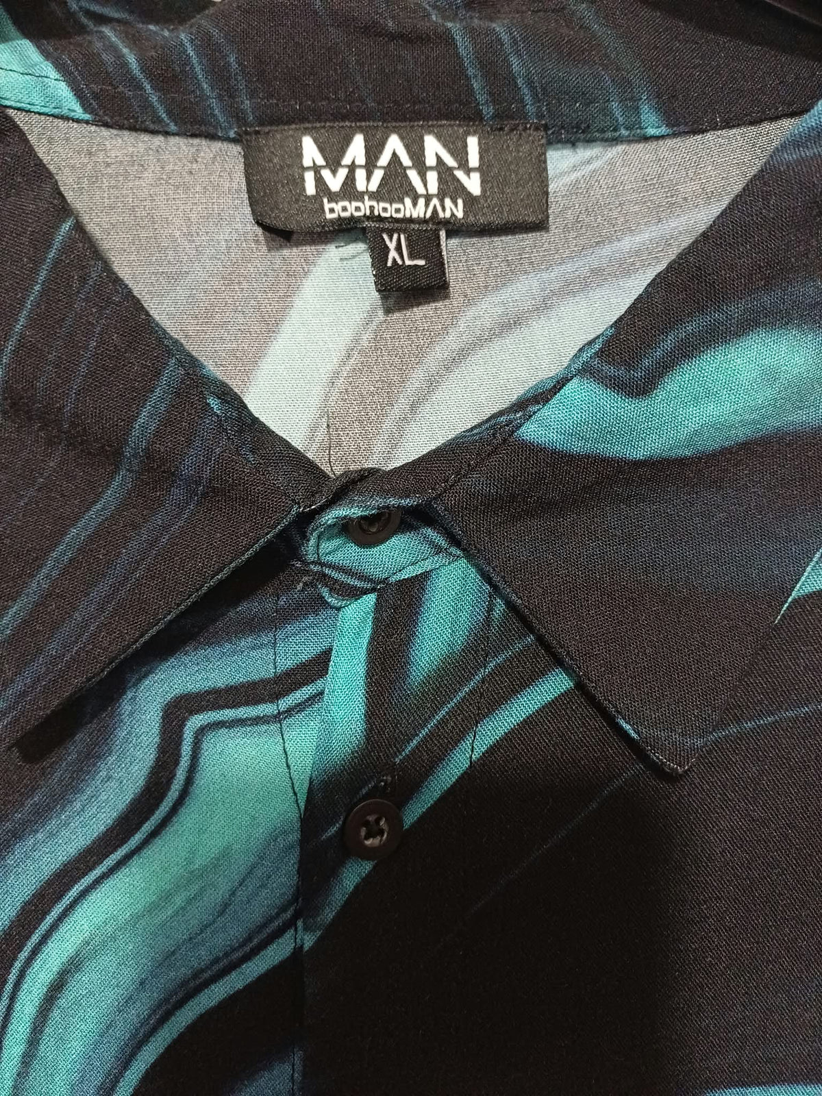Men's Shirt boohooMAN Teal Green & Black Marble Print Long Sleeve Size XL Very Good Condition