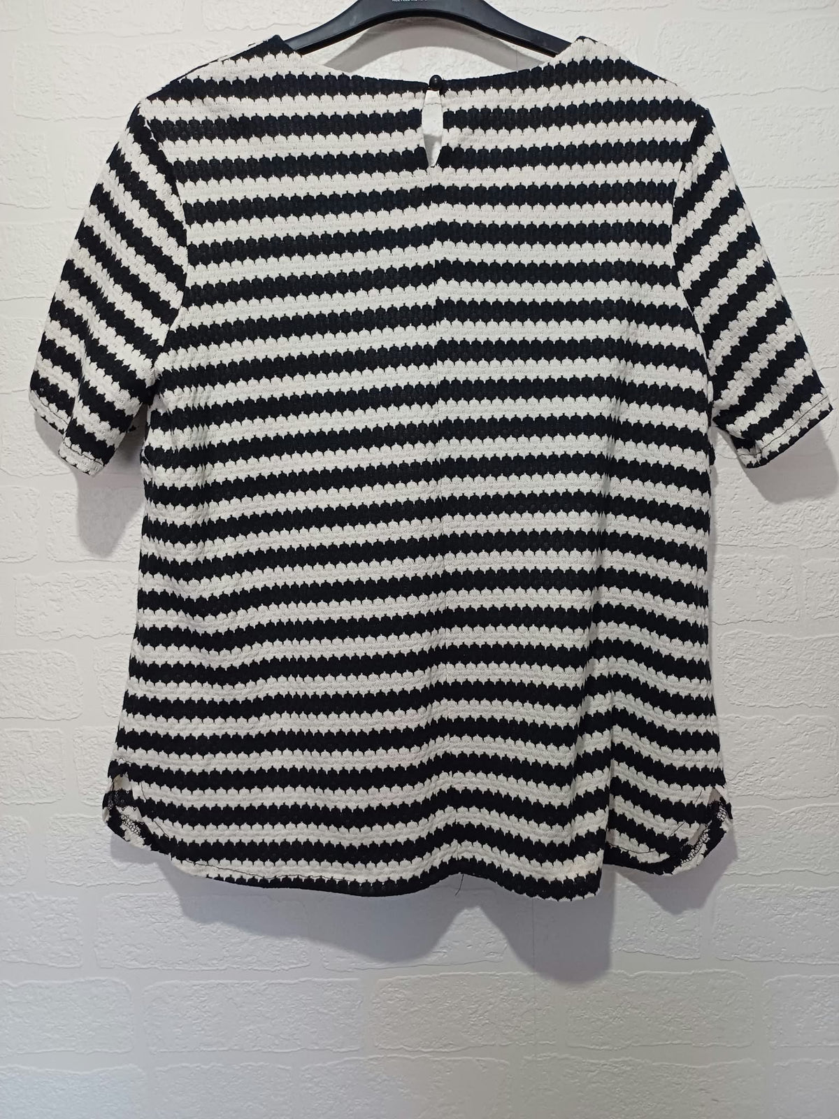 Women's Top Anthology Black & White Striped Beaded Neck Short Sleeve Plus Size UK 20 Very Good Condition
