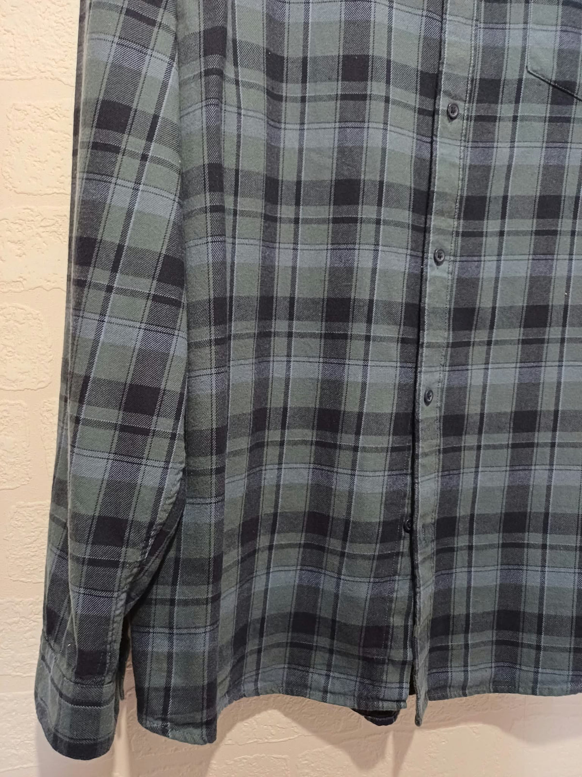 Men's Shirt M&Co Navy Blue & Slate Teal Checked Brushed Cotton Flannel Long Sleeve Size XL Very Good Condition