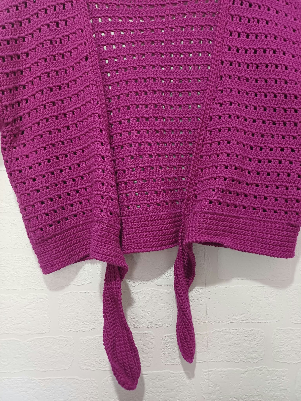 Women's Bolero Magenta Purple Crochet Tie Front Short Sleeve Cropped Estimated Size M/L Very Good Condition