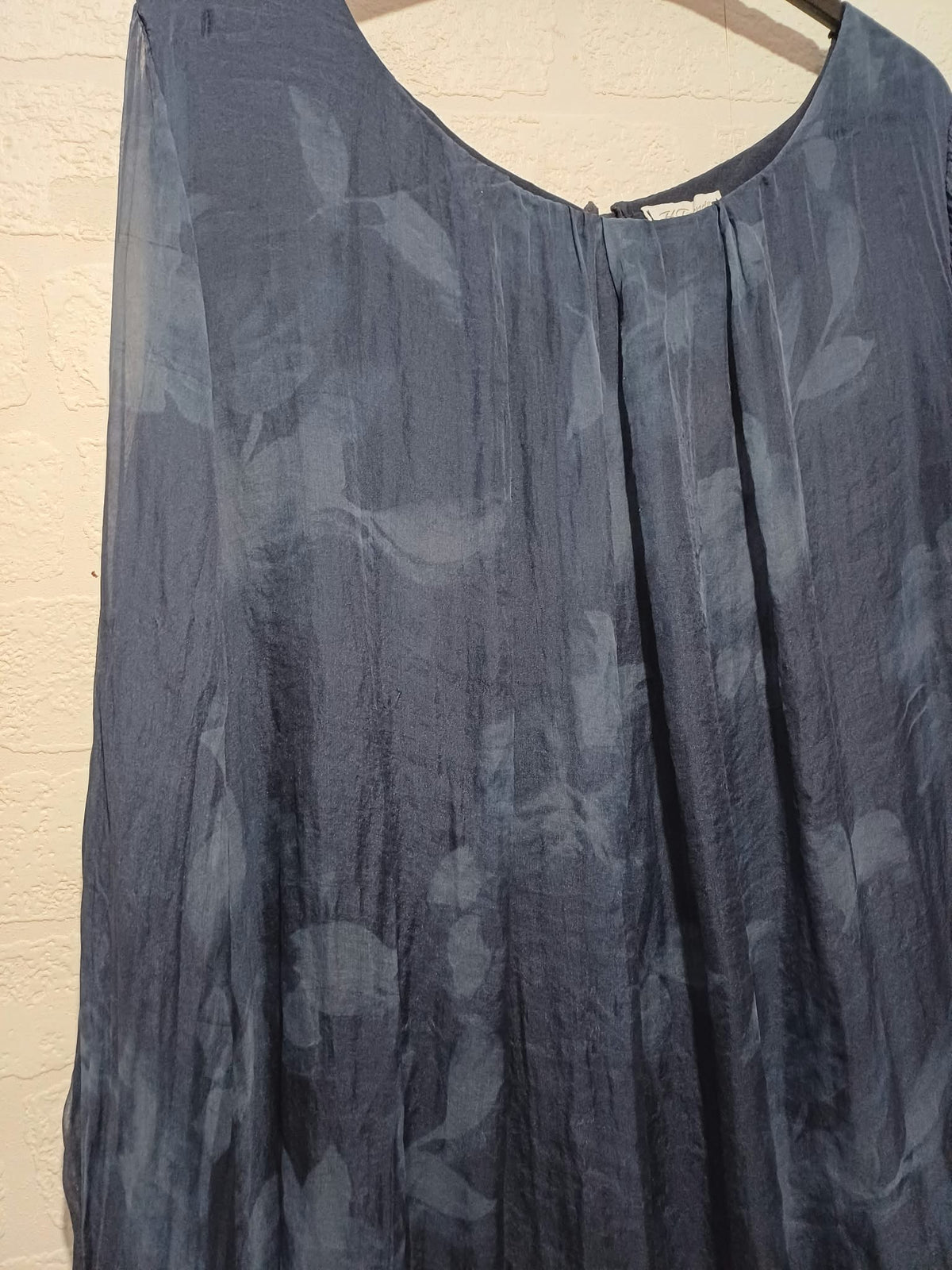 Women's Tunic Top H Trend Navy Blue Silk Outer Lace Trim Layered Size XL With Sleeve Flaw