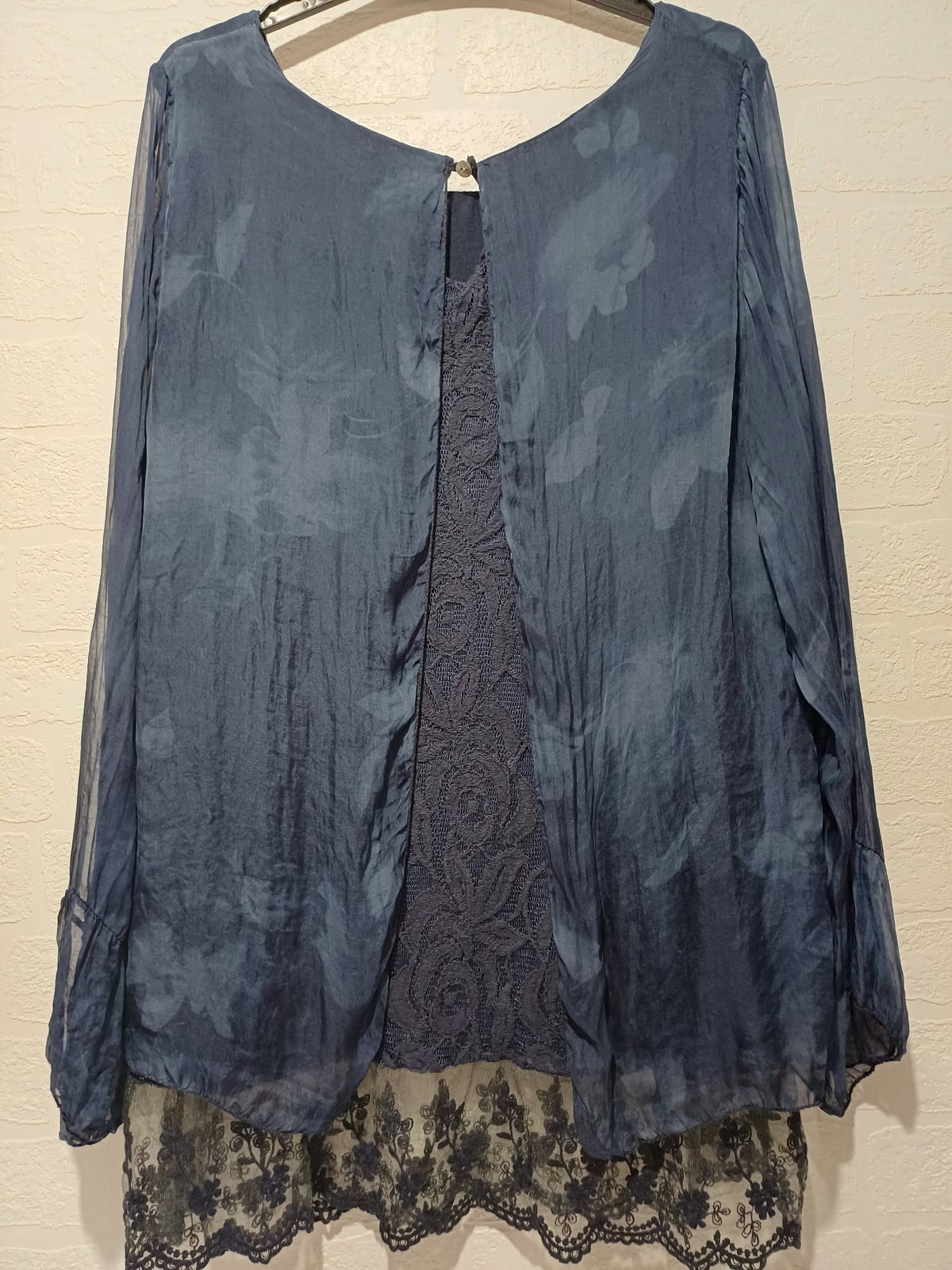 Women's Tunic Top H Trend Navy Blue Silk Outer Lace Trim Layered Size XL With Sleeve Flaw