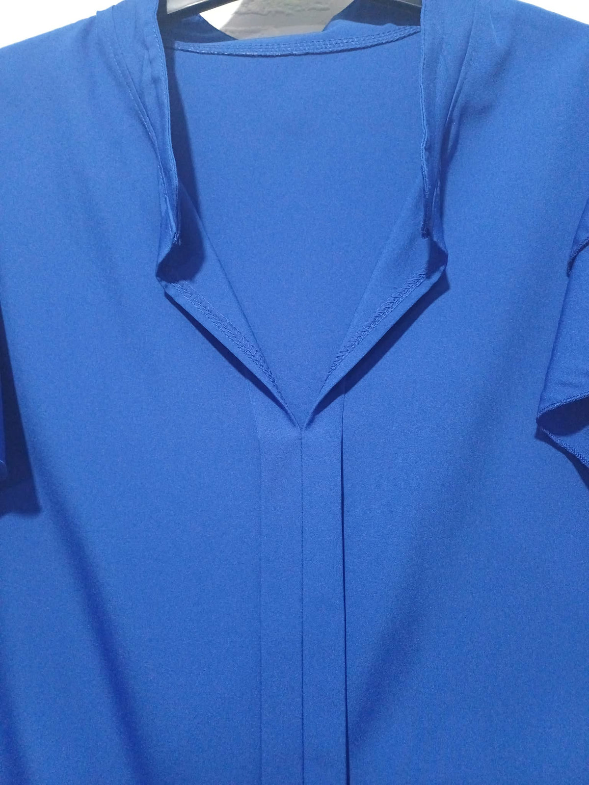 Women's Blouse Royal Blue V-Neck Layered Ruffle Sleeve Size L Excellent Condition