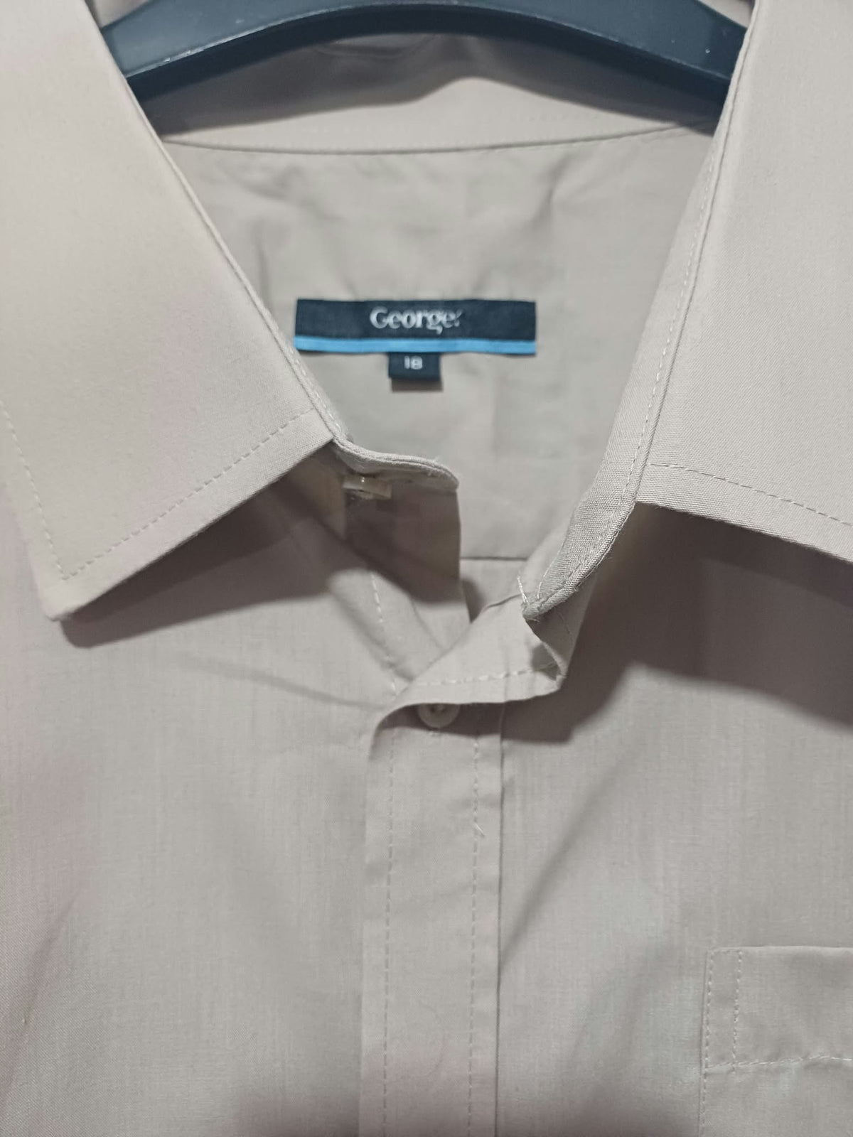 Men's Shirt George Beige/Tan Long Sleeve Button-Up Dress Shirt Collar Size 18 Very Good Condition