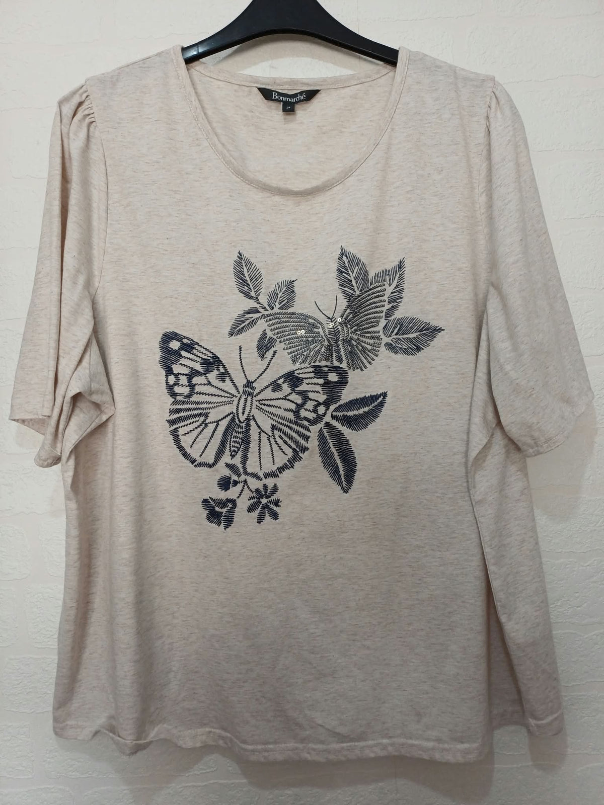 Women's Top Bonmarché Beige Embroidered Butterfly Short Sleeve Plus Size 24 Very Good Condition