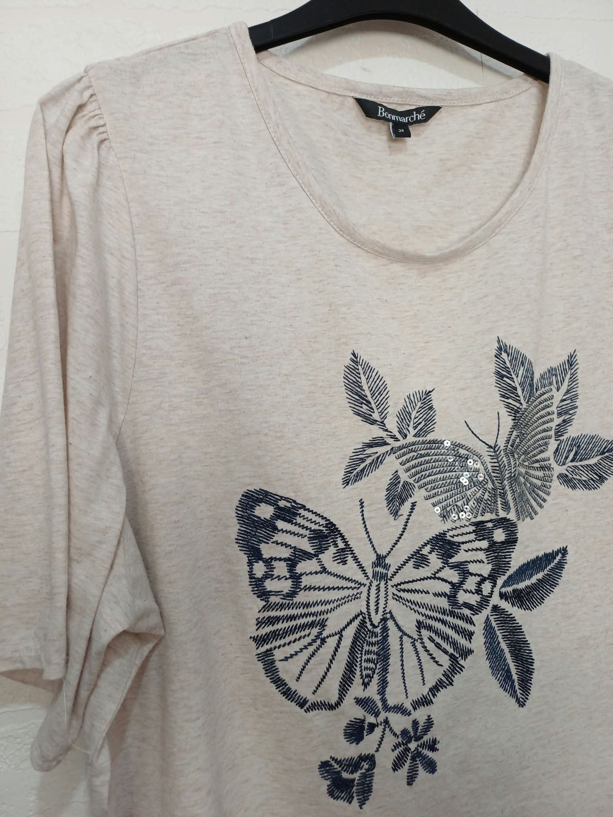 Women's Top Bonmarché Beige Embroidered Butterfly Short Sleeve Plus Size 24 Very Good Condition
