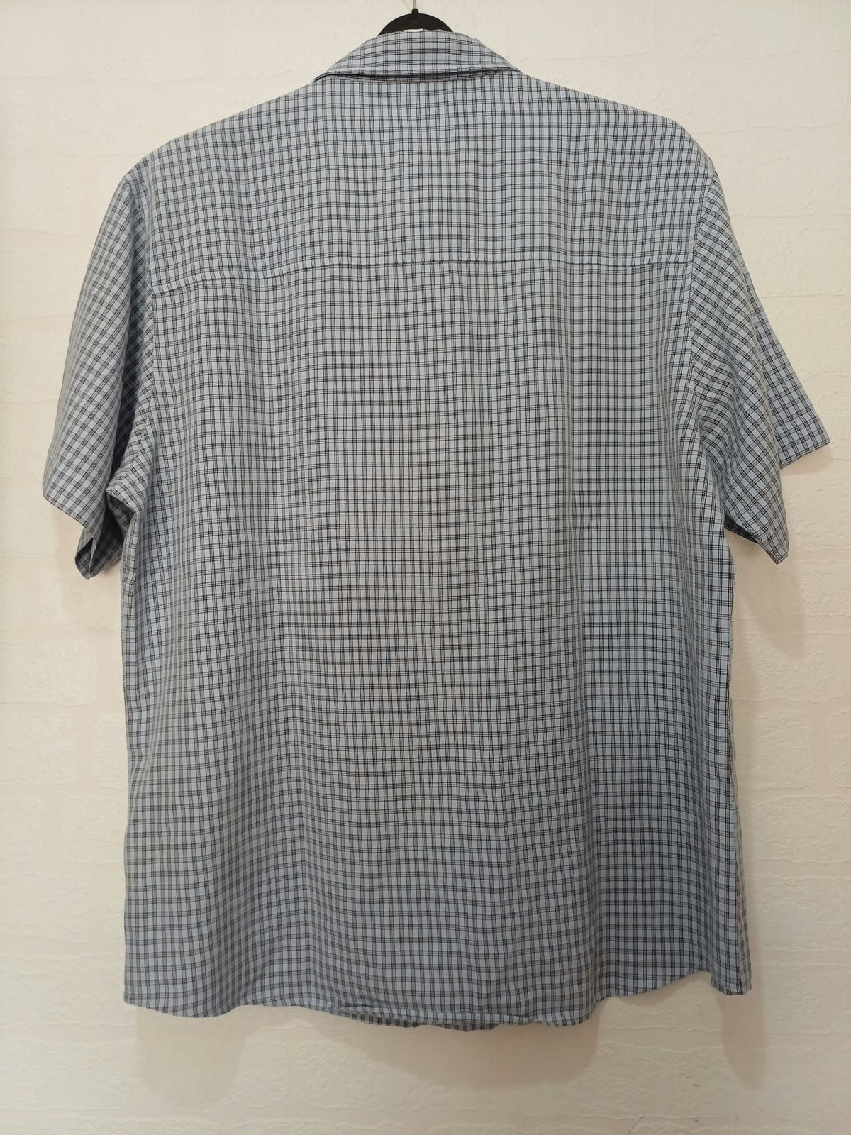 Men's Shirt Jack Wolfskin Light Blue Checked Short Sleeve Travel Size XL Very Good Condition
