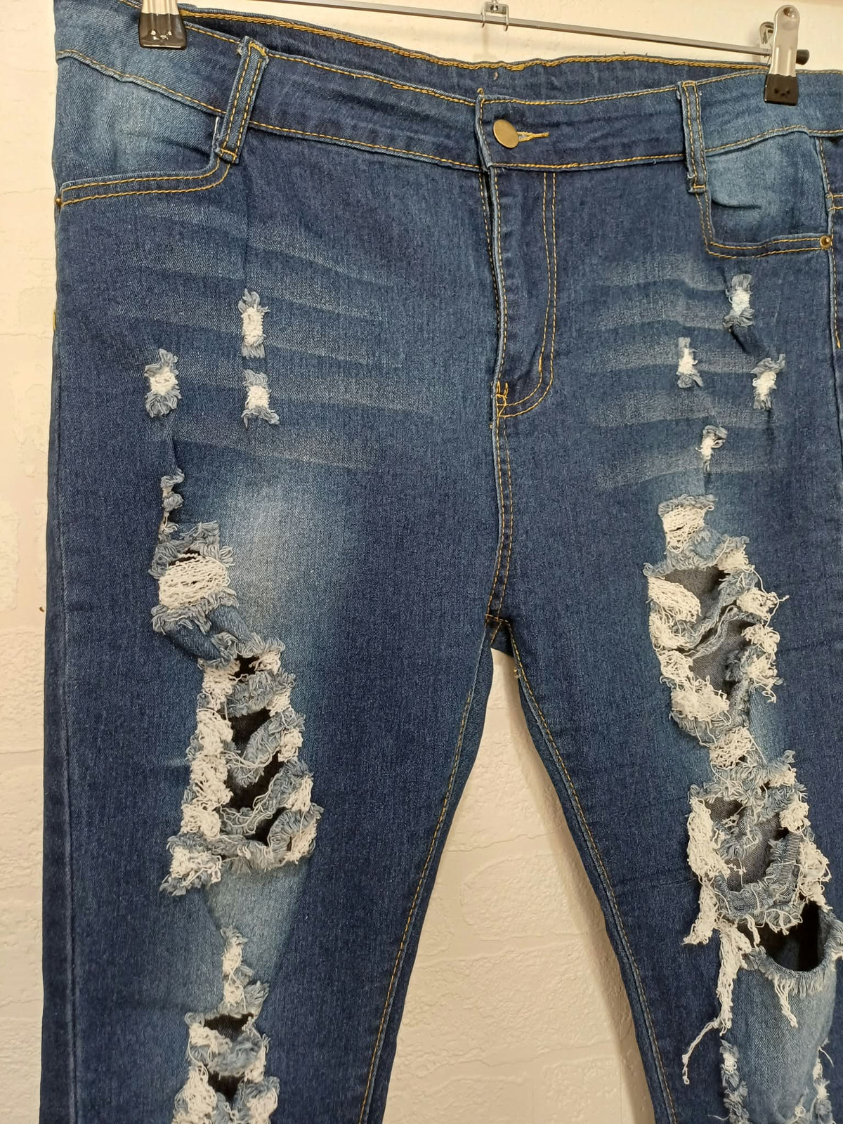 Women's Jeans Unbranded Blue Heavily Distressed Ripped Skinny Approx. W36 L32 Very Good Condition