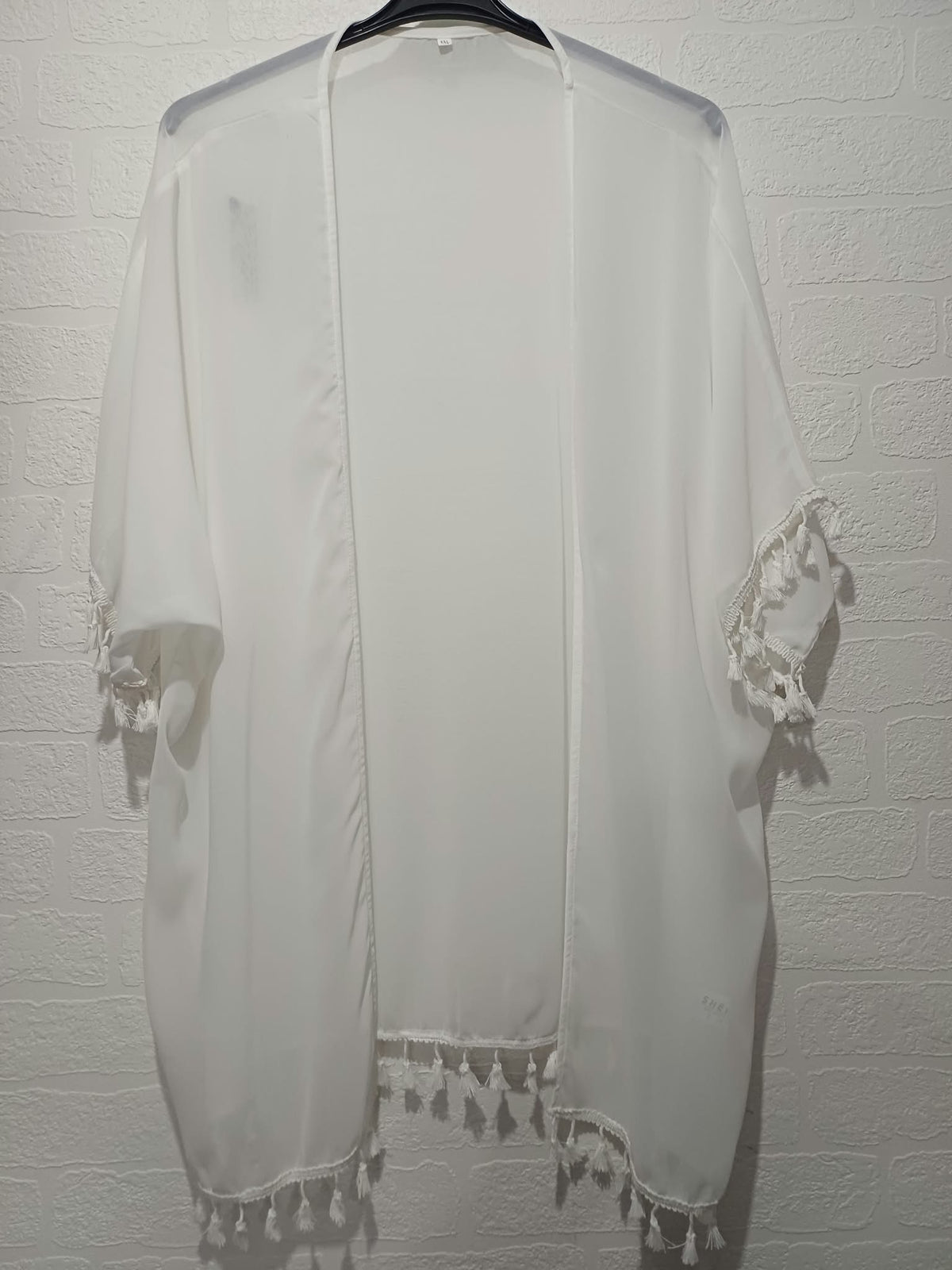 Women's Kimono Cardigan SHEIN White Sheer Tassel Trim Beach Cover-Up Size XL Very Good Condition With Small Mark