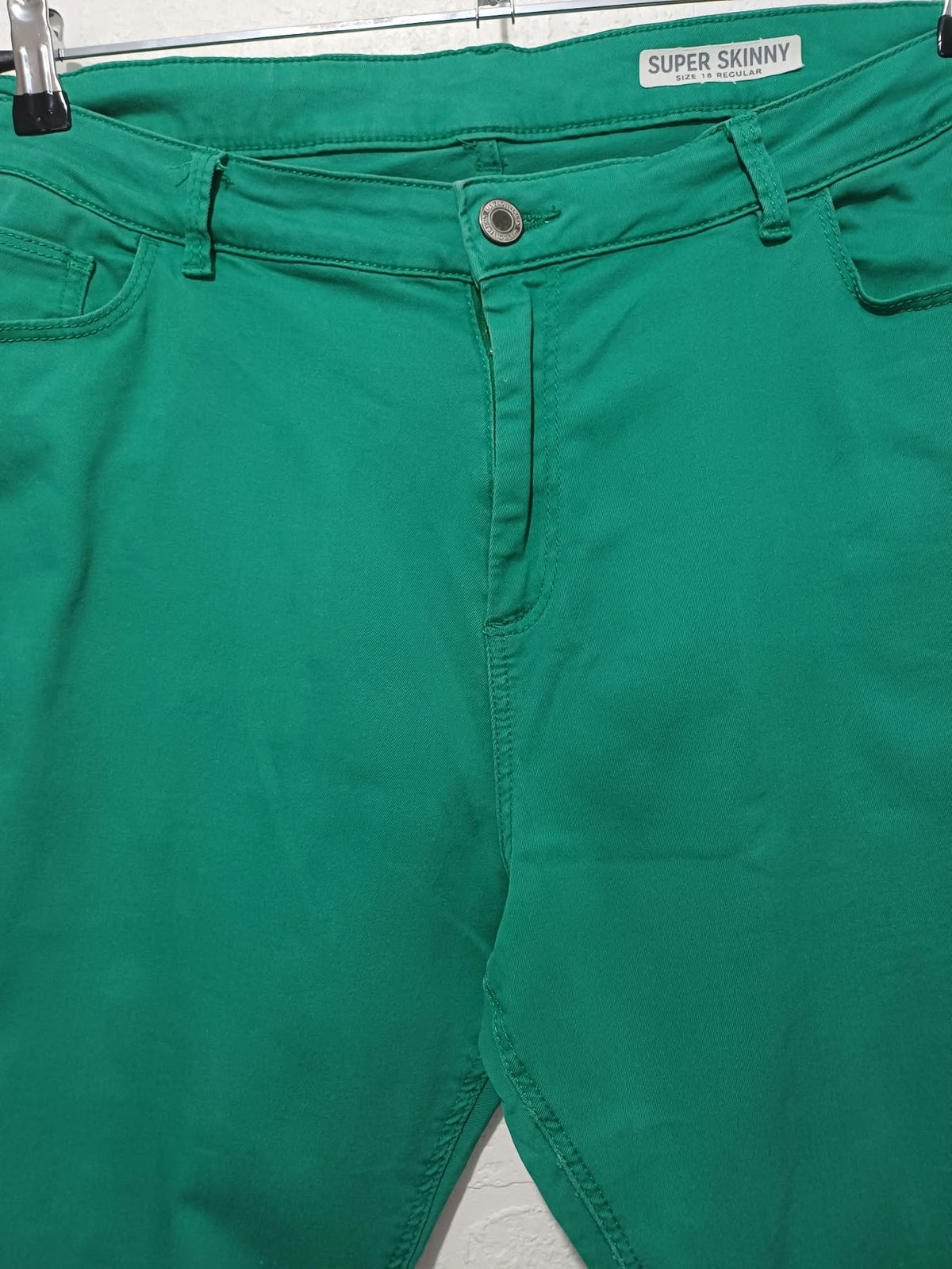 Women's Cropped Trousers M&S Emerald Green Super Skinny Stretch Plus Size UK 18 Regular Very Good Condition