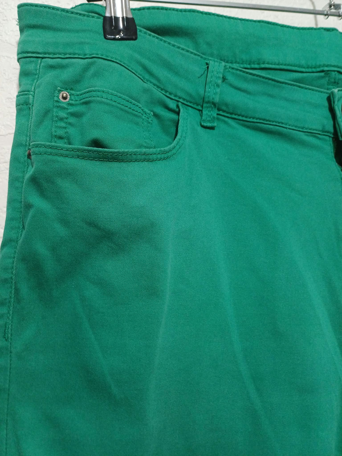 Women's Cropped Trousers M&S Emerald Green Super Skinny Stretch Plus Size UK 18 Regular Very Good Condition
