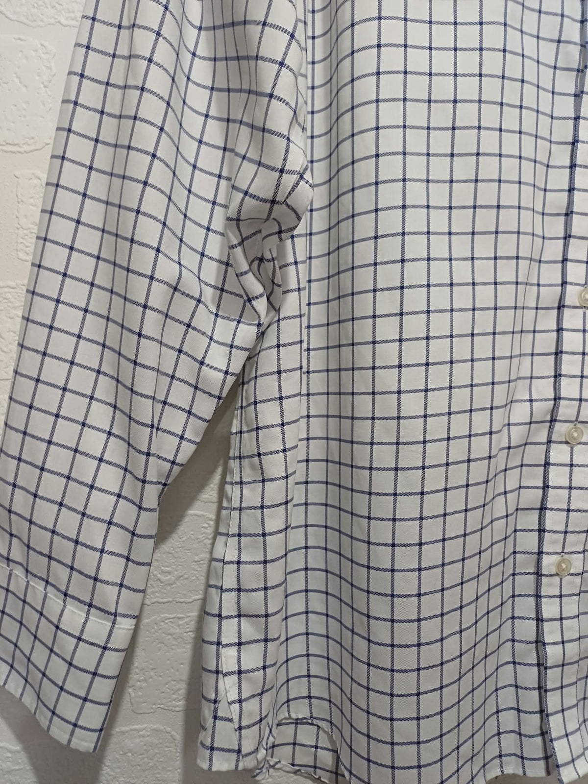Men's Shirt Charles Tyrwhitt White Blue Grid Check Non-Iron Cotton Long Sleeve Size XL Very Good Condition With Pen Mark