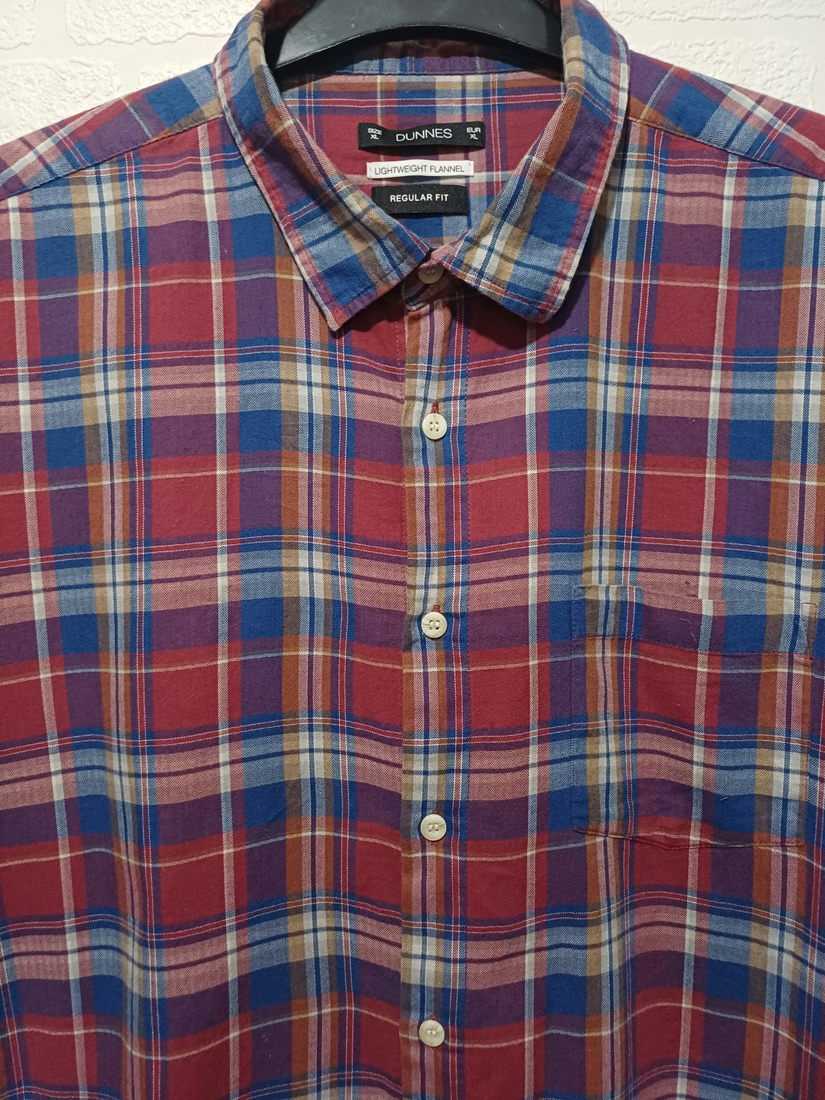Men's Shirt Dunnes Stores Red Blue & Purple Plaid Lightweight Flannel XL Very Good Condition