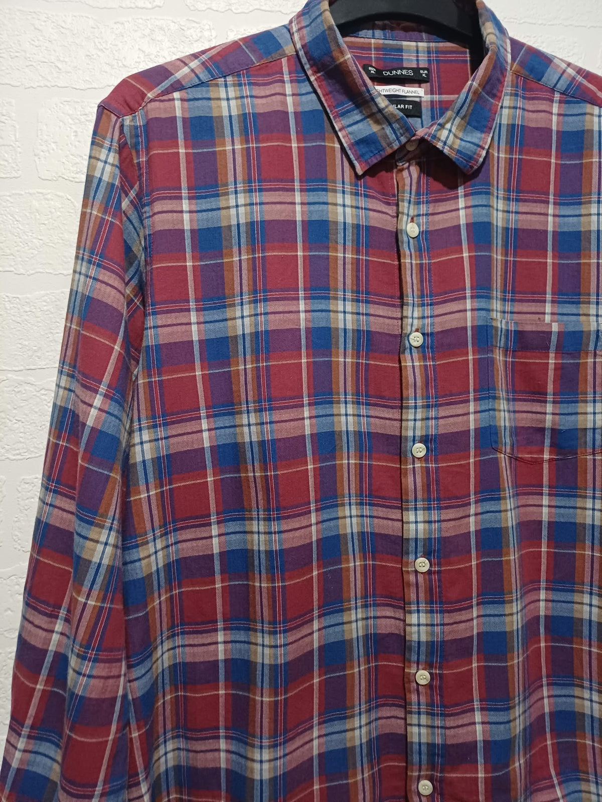 Men's Shirt Dunnes Stores Red Blue & Purple Plaid Lightweight Flannel XL Very Good Condition