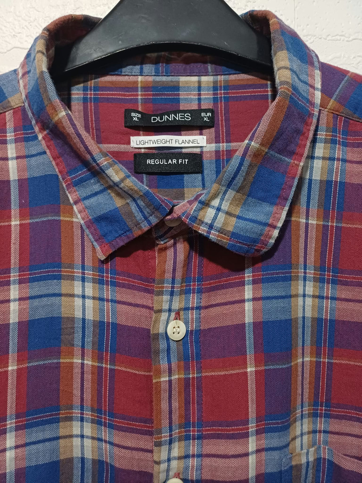 Men's Shirt Dunnes Stores Red Blue & Purple Plaid Lightweight Flannel XL Very Good Condition