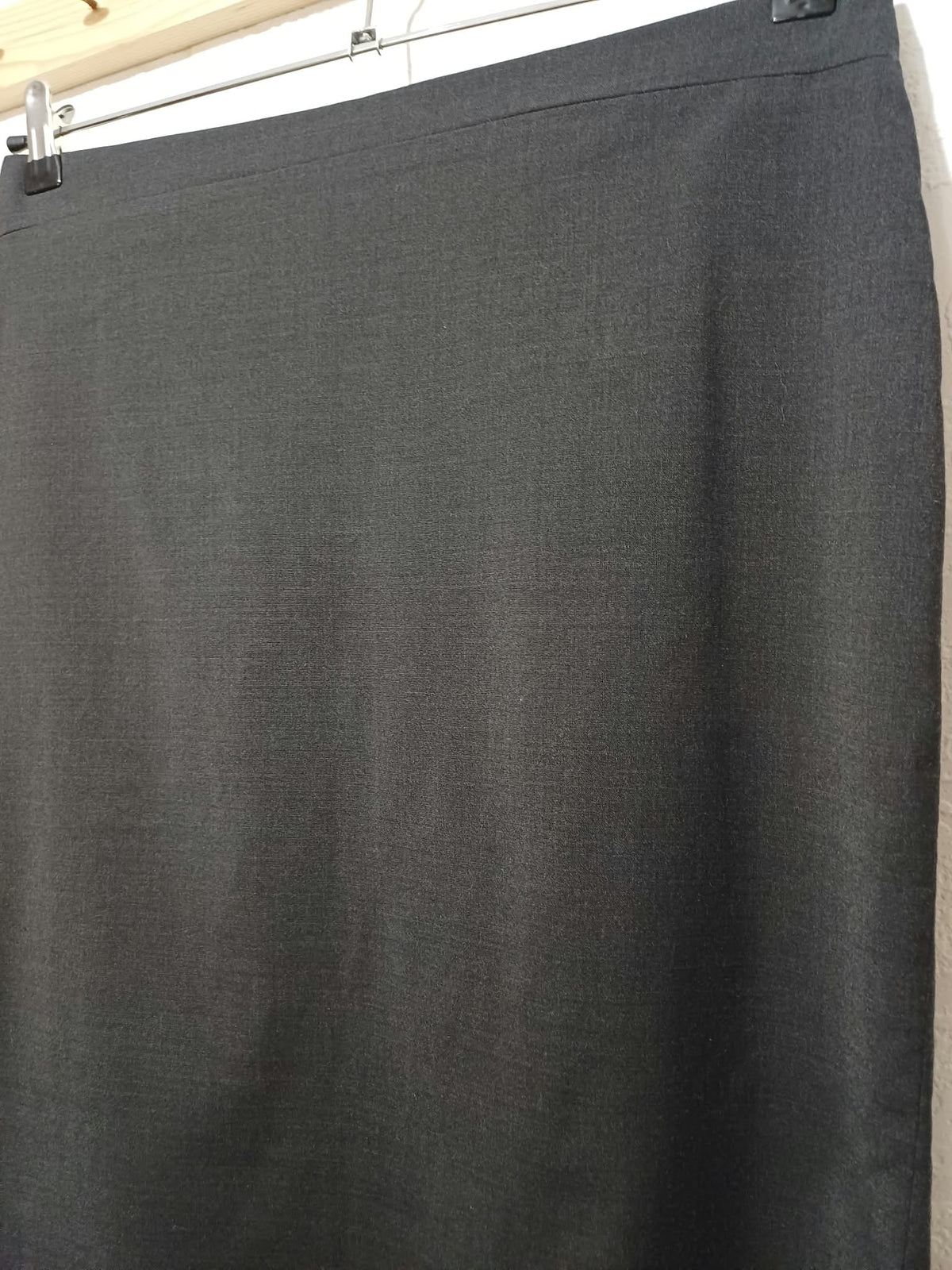 Women's Skirt Brook Taverner Charcoal Grey Wool Blend Tailored Pencil Size 12R Very Good Condition