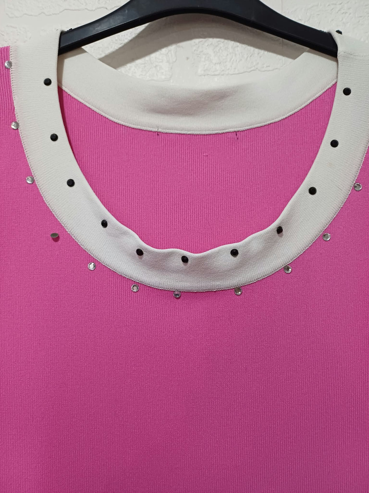 Women's Top Pink White Embellished Scoop Neck Short Sleeve Approx. UK 12–14 Very Good Condition