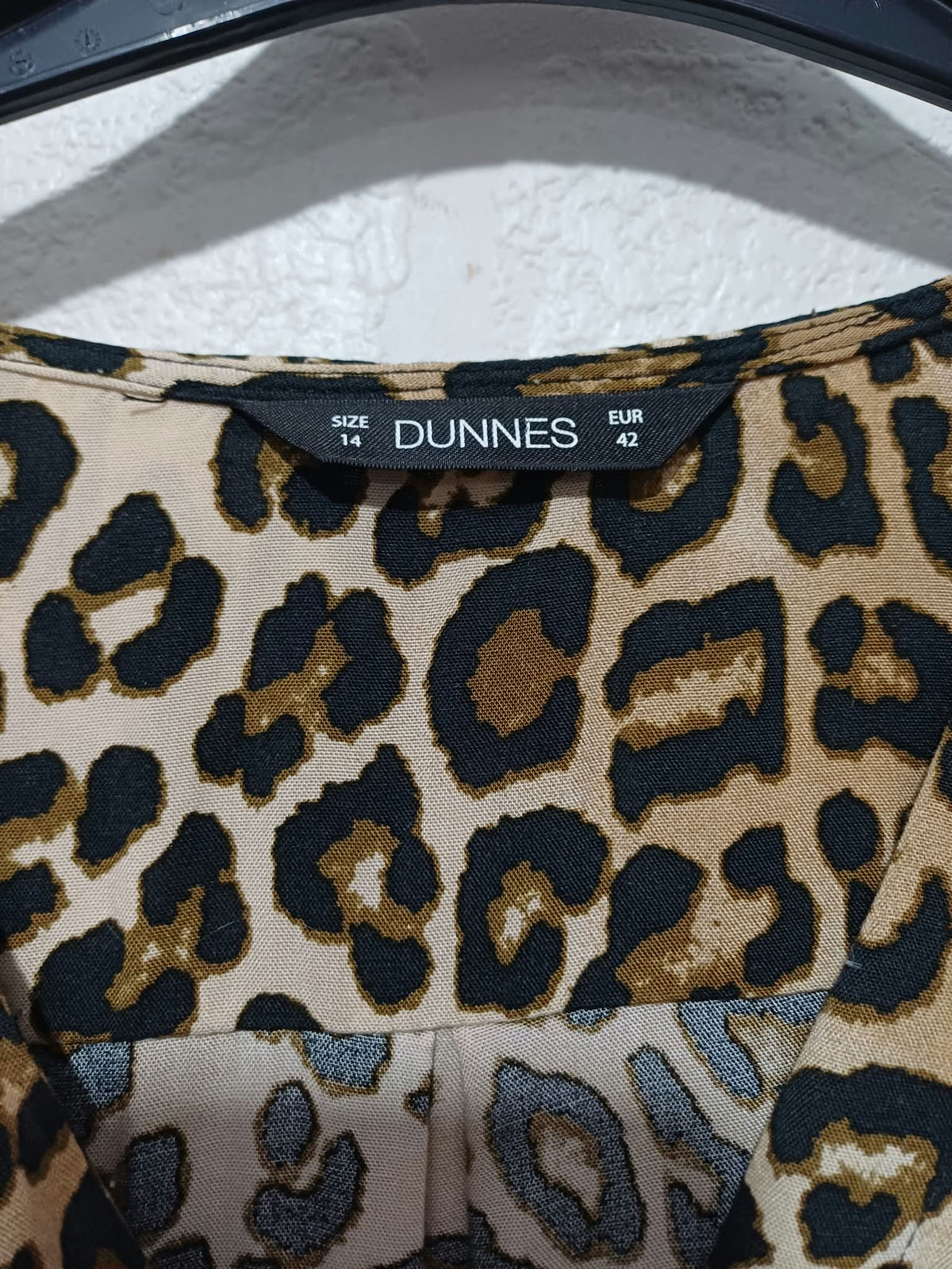 Women's Top Dunnes Brown Black Leopard Print Tie Front Short Sleeve Size 14 Very Good Condition
