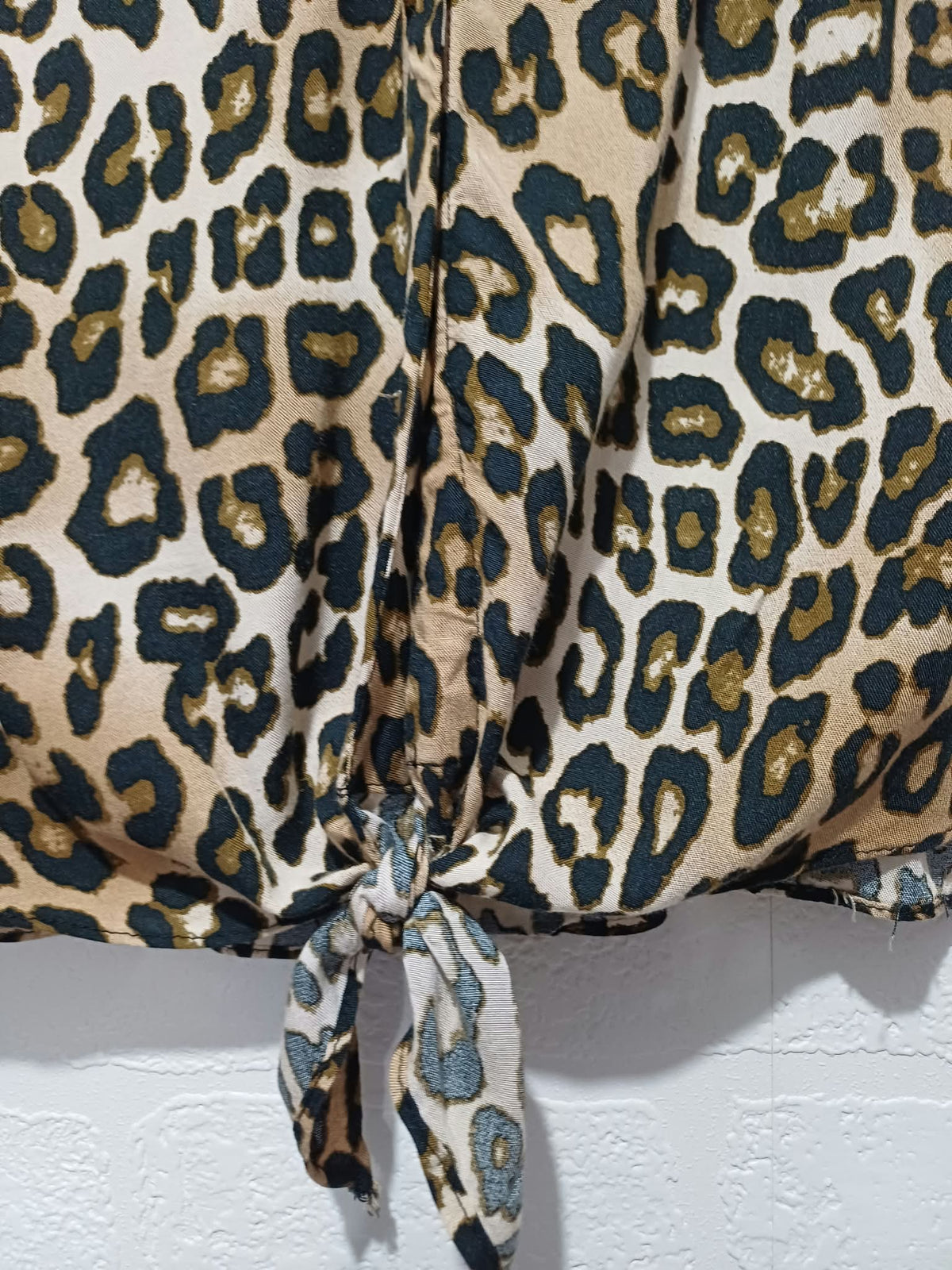 Women's Top Dunnes Brown Black Leopard Print Tie Front Short Sleeve Size 14 Very Good Condition
