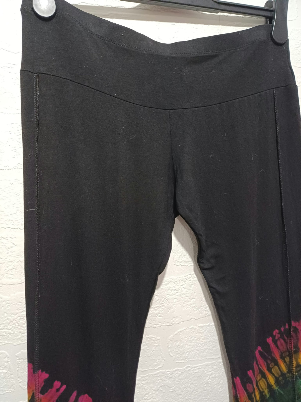 Women's Leggings Funky Threads Black Rainbow Tie Dye Ruffle Flare Estimated UK 12 Very Good Condition