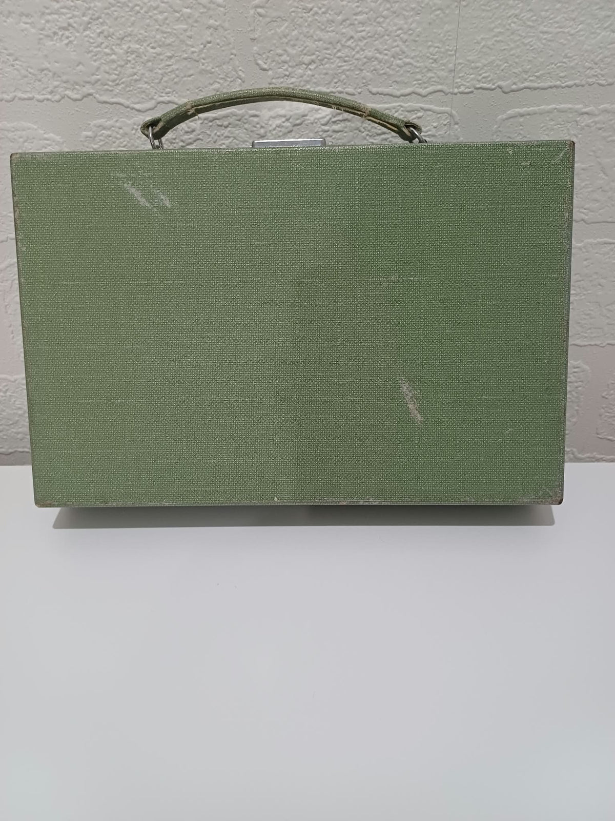 Vintage Art Deco Green Travel Vanity Case with 5 Glass Jars & Bottles and 1938 Prize Card