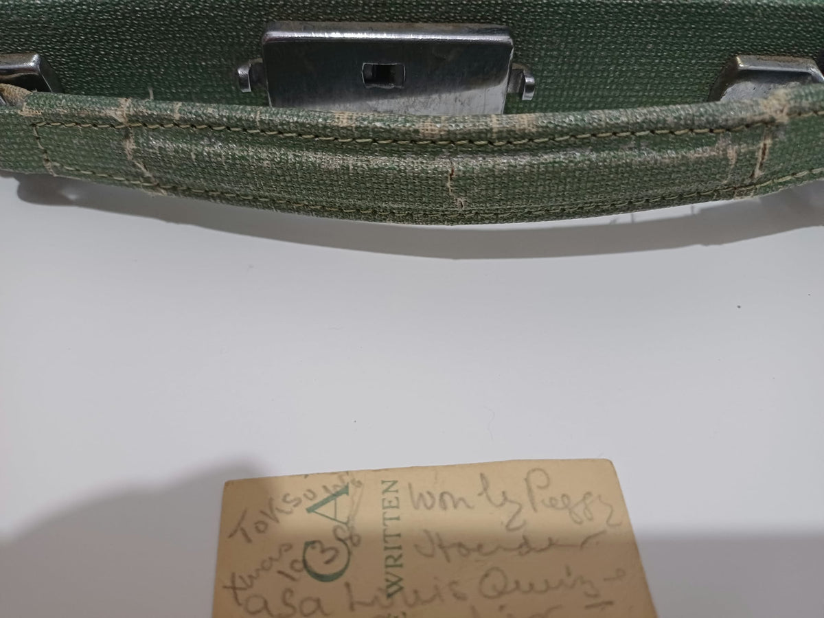 Vintage Art Deco Green Travel Vanity Case with 5 Glass Jars & Bottles and 1938 Prize Card