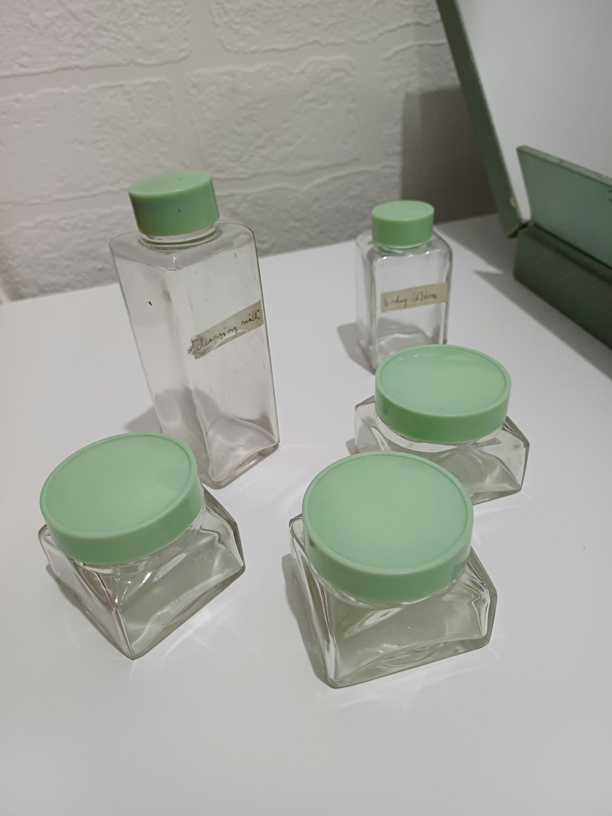 Vintage Art Deco Green Travel Vanity Case with 5 Glass Jars & Bottles and 1938 Prize Card